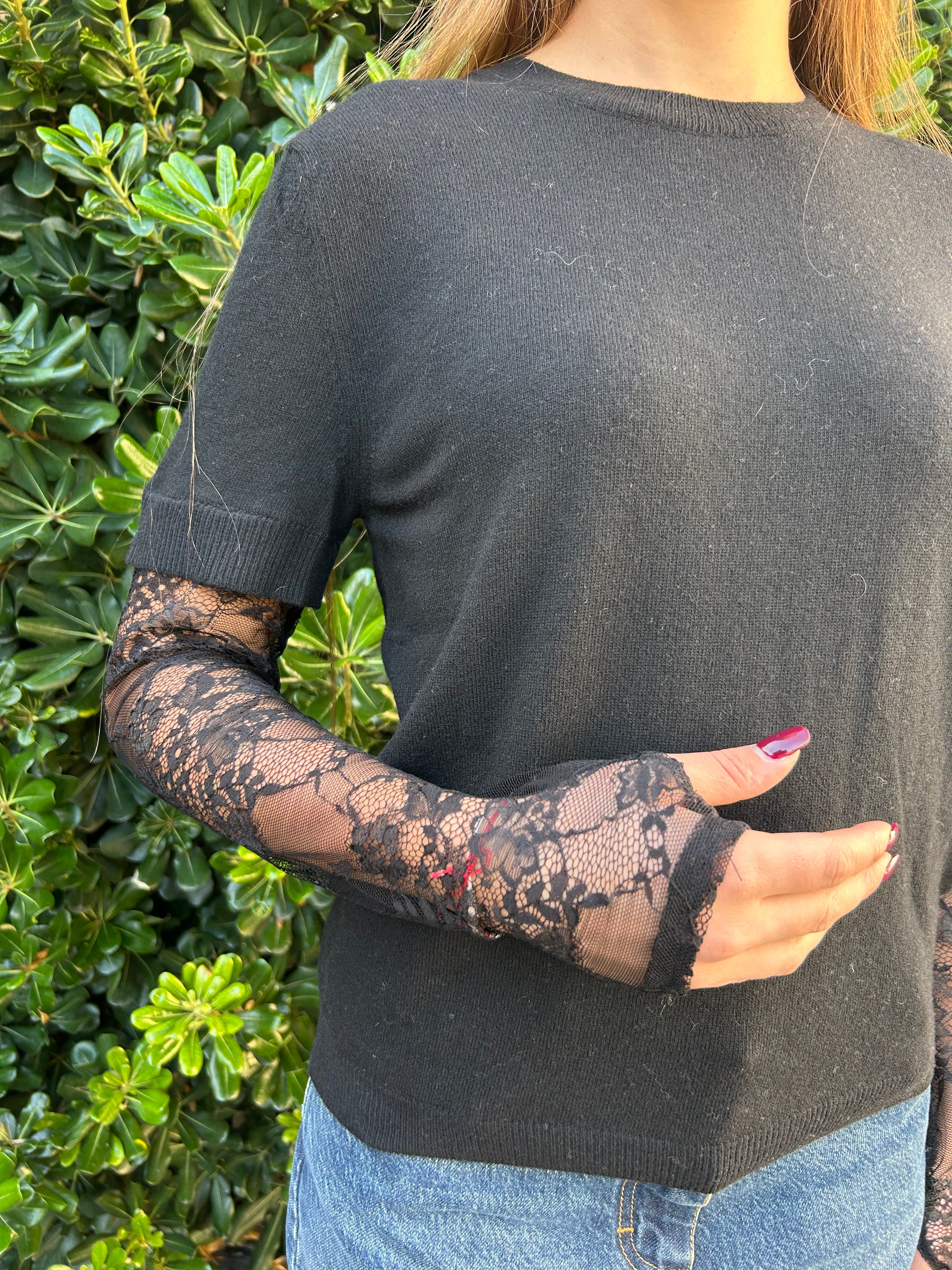 Maglia in lana con maniche in pizzo