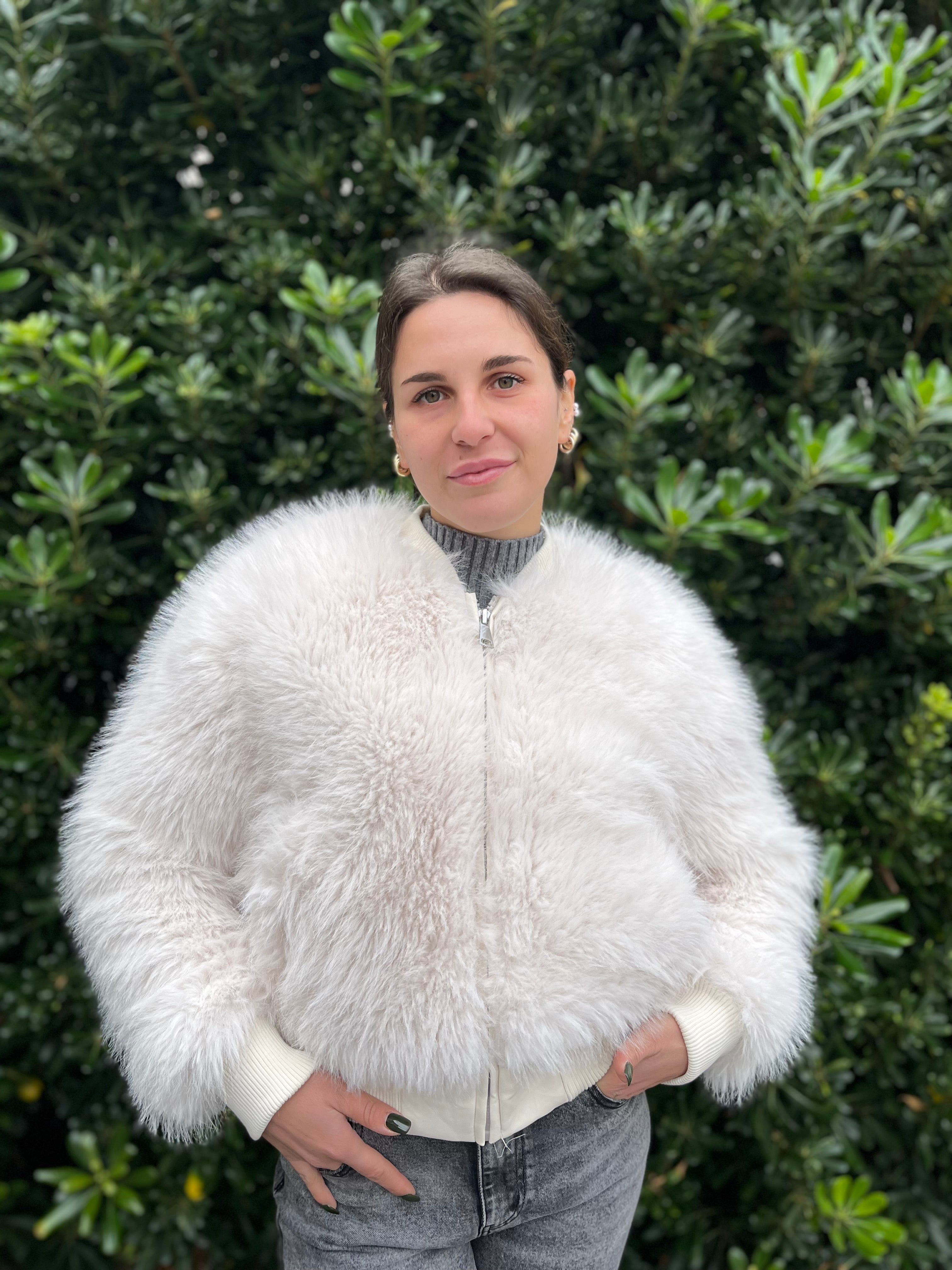 Pelliccia bomber con zip