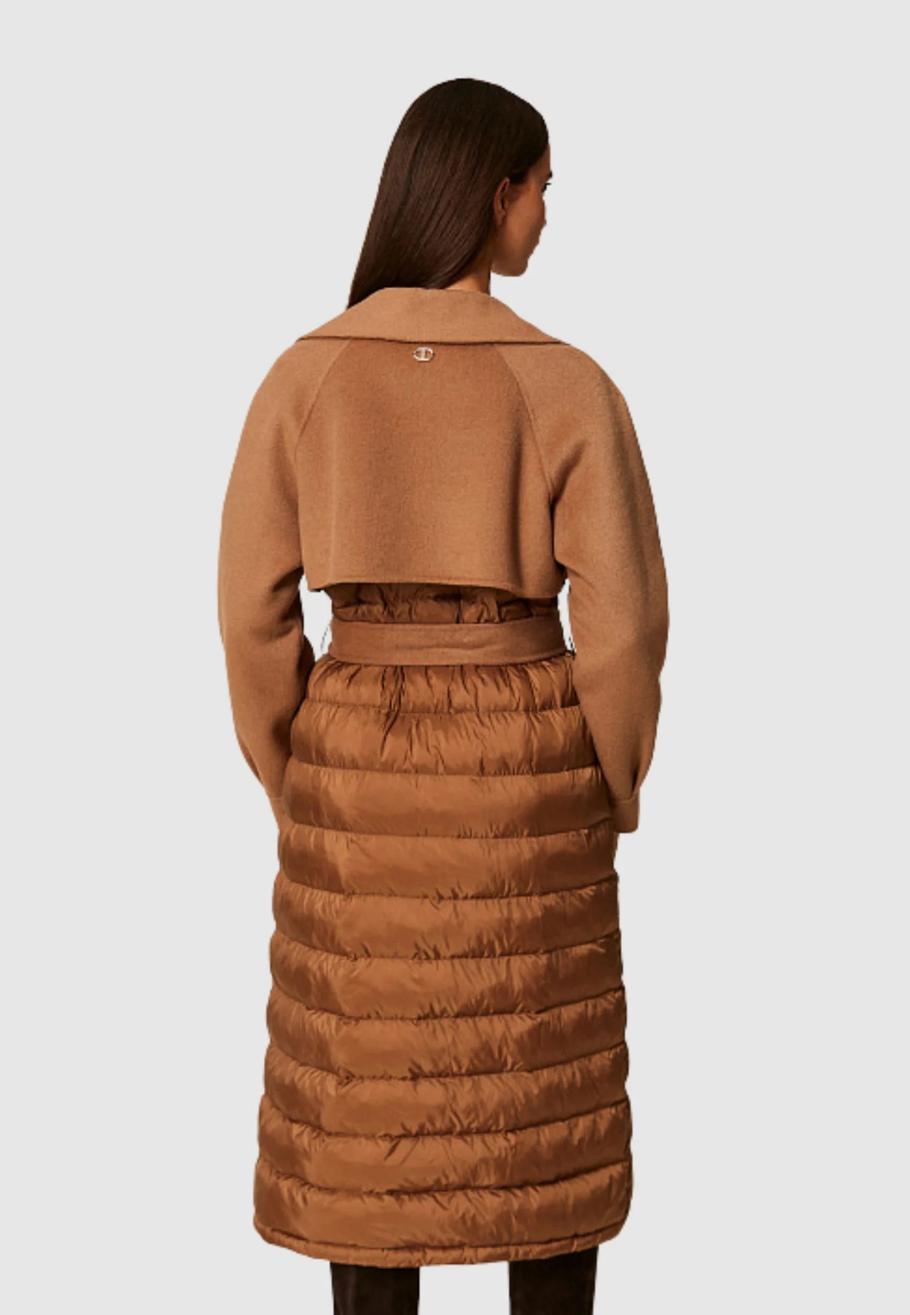 Cappotto lungo con inserti in piumino