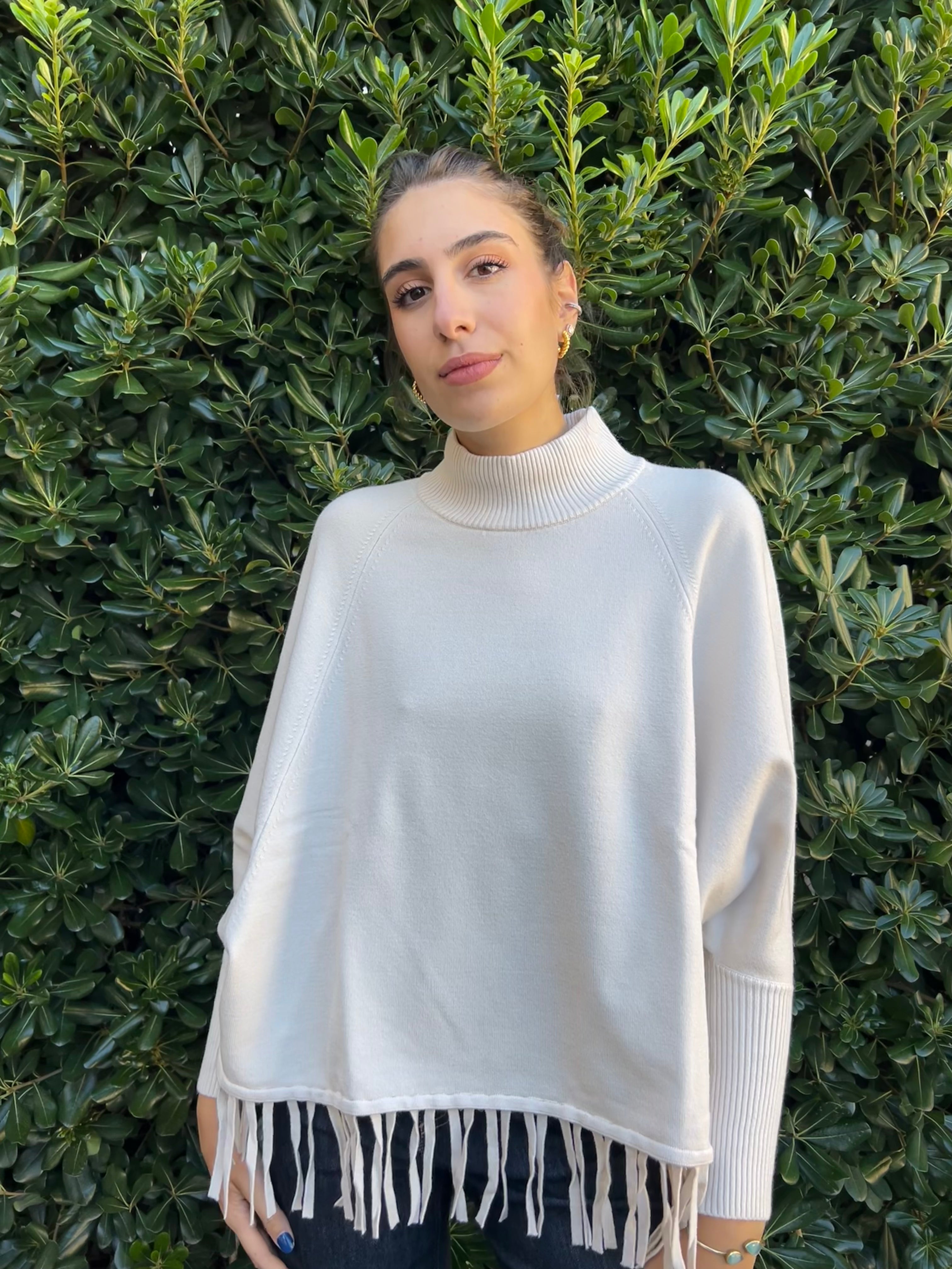 Maglia mezzo collo con frange