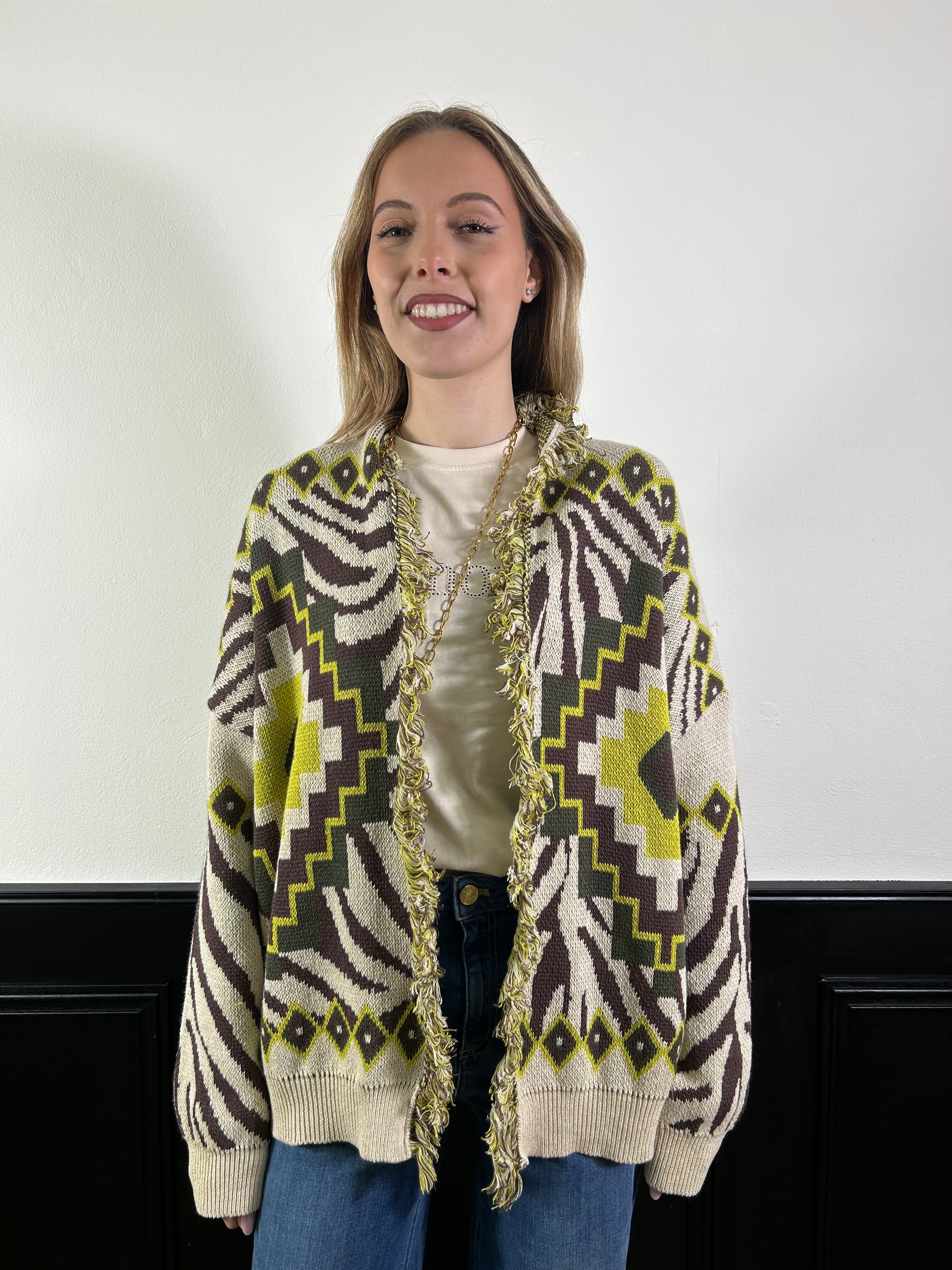 Cardigan Alanui sui toni del verde