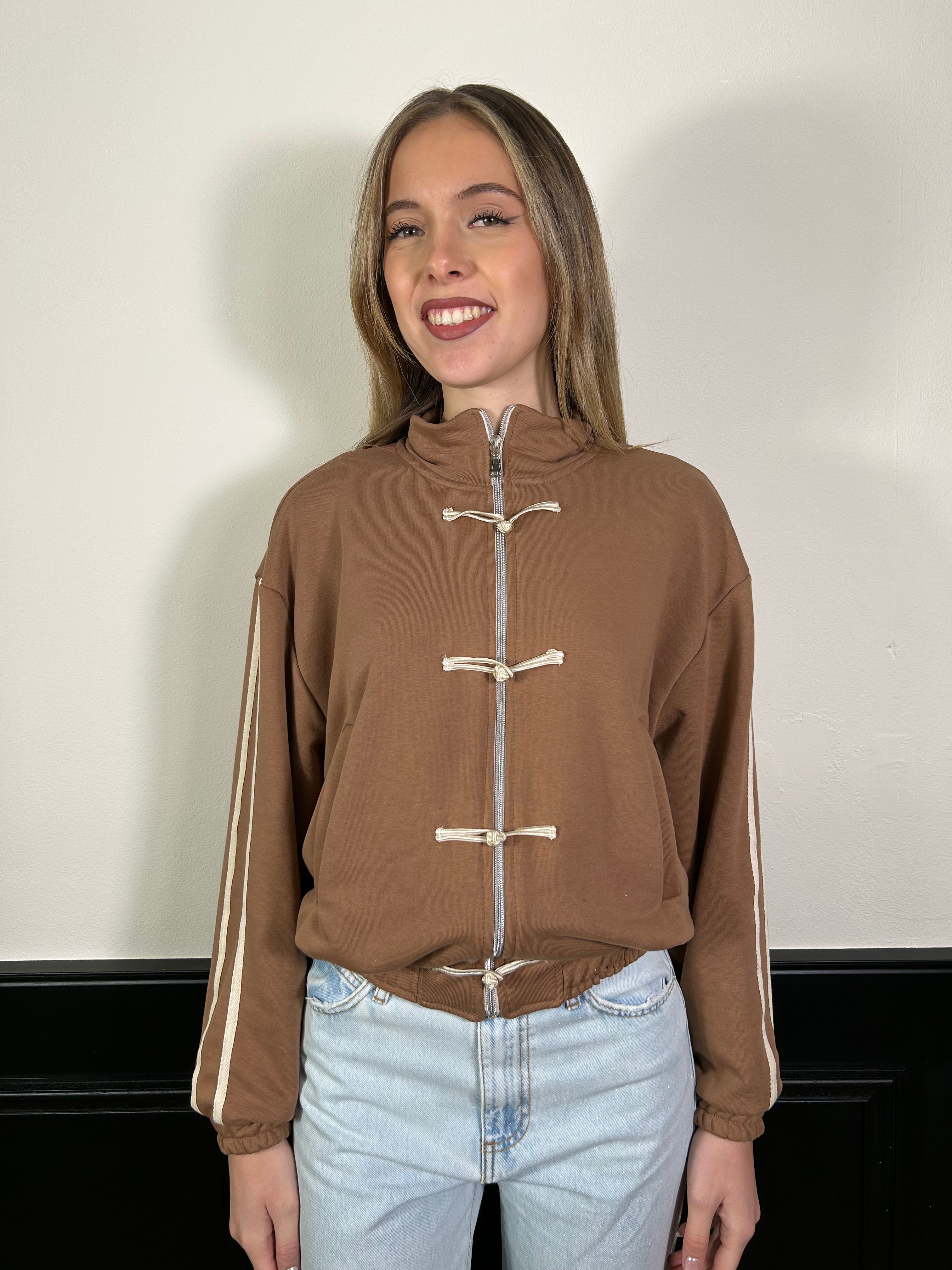 Felpa bomber cammello con alamari