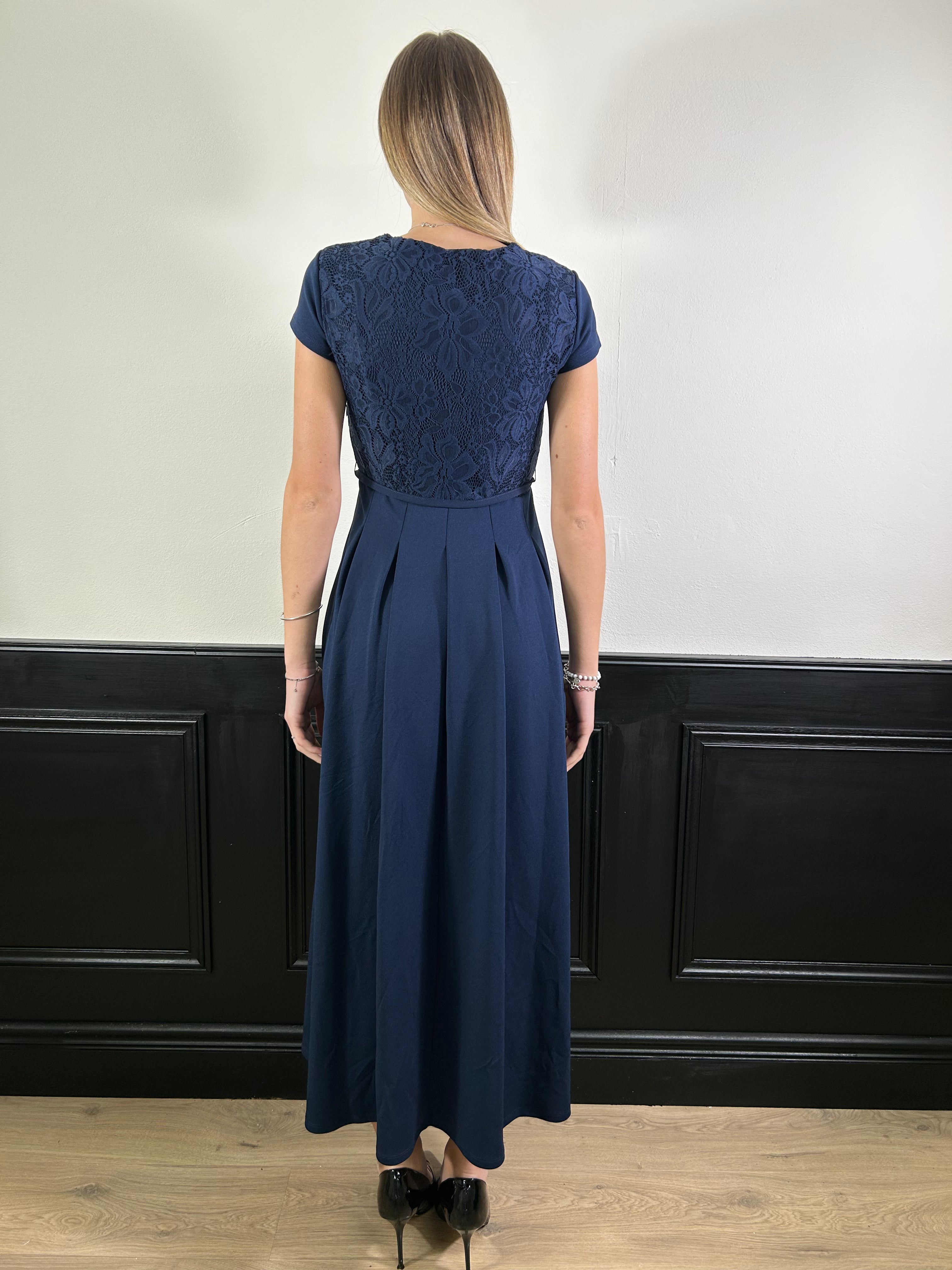 Abito longuette con gonna ampia e pizzo blu