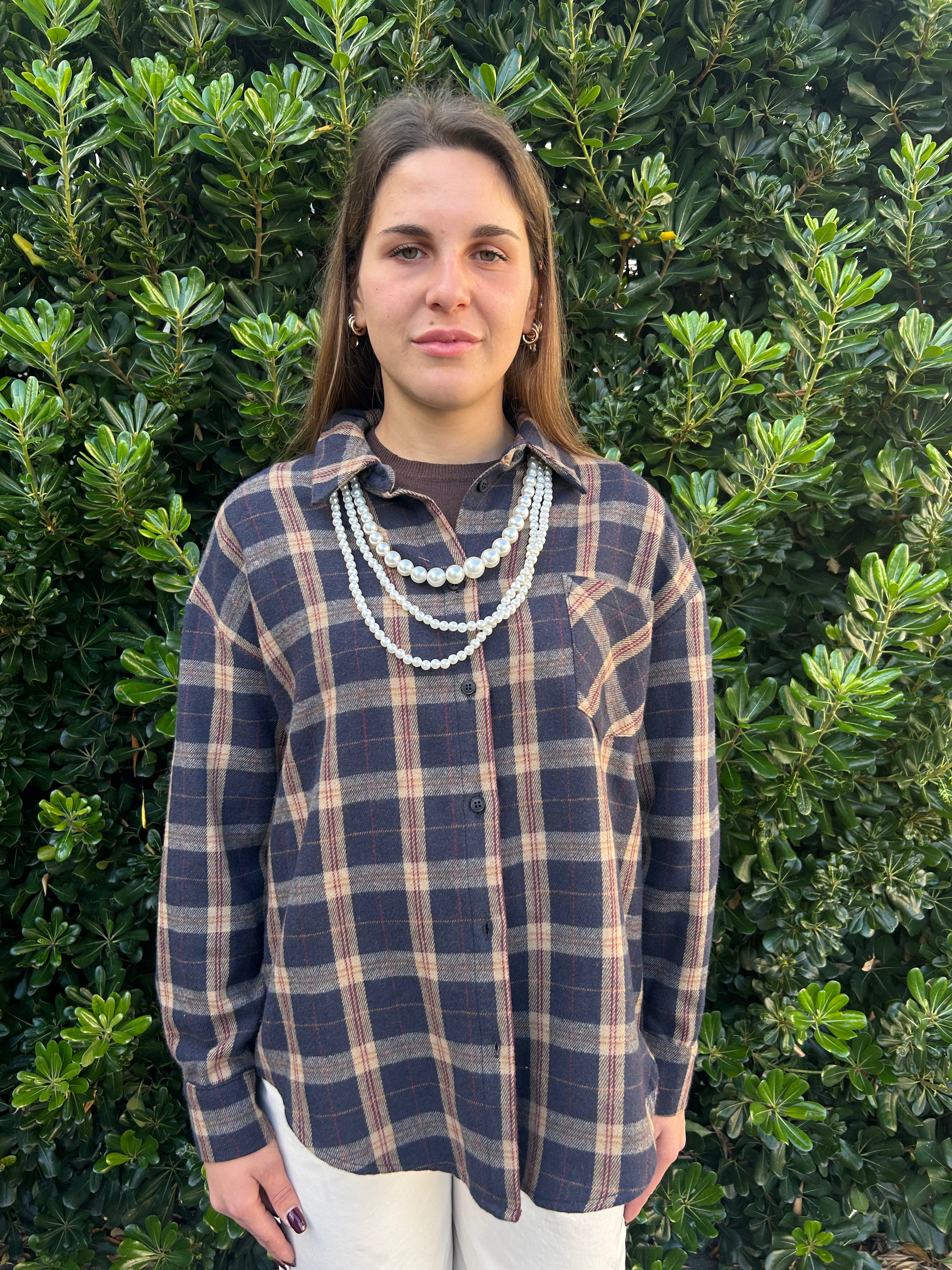 Camicia check con collana perla blu/bordeaux