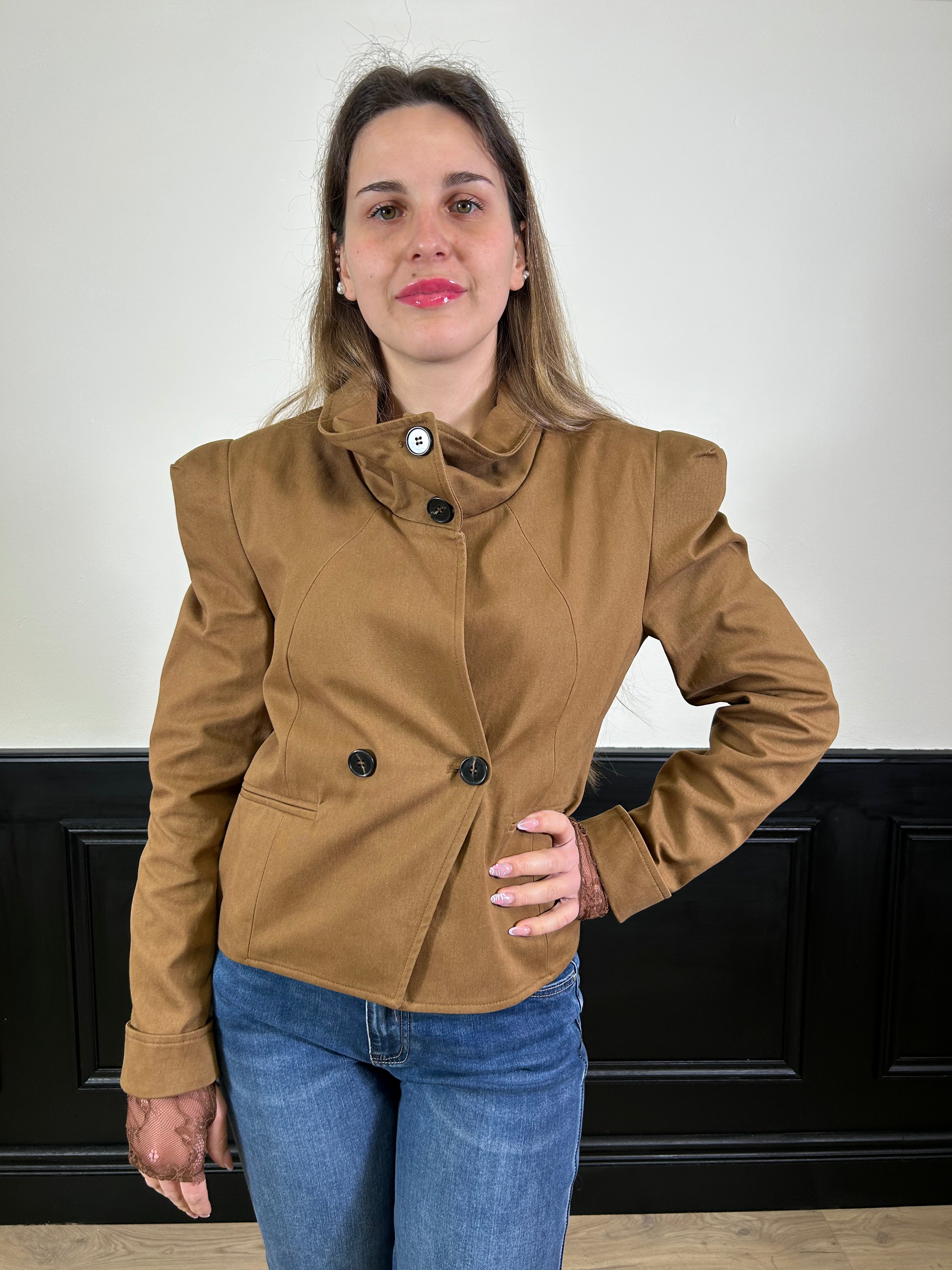 Giacca in cotone con abbottonatura laterale