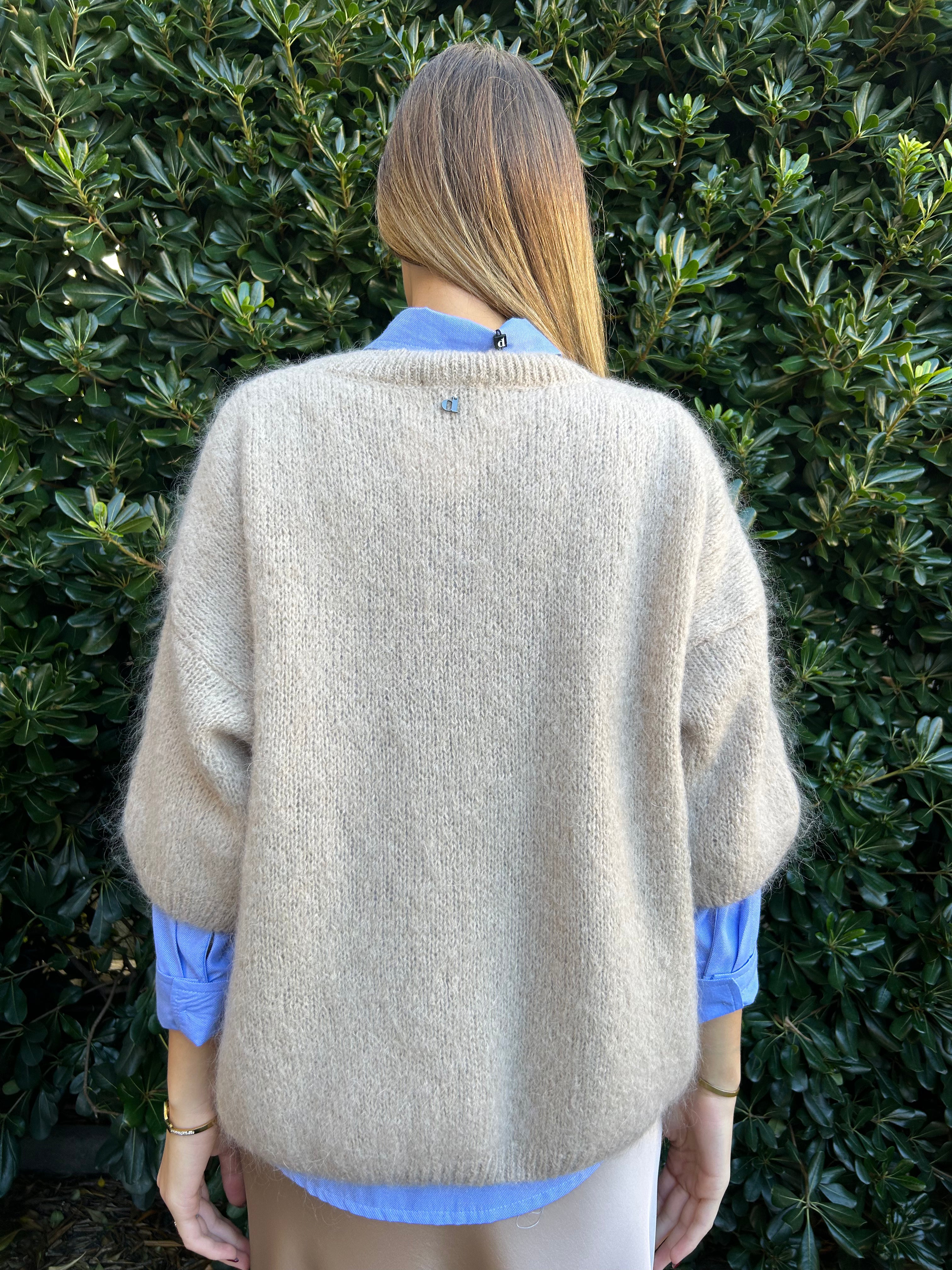 Maglia oversize manica 3/4 giro collo