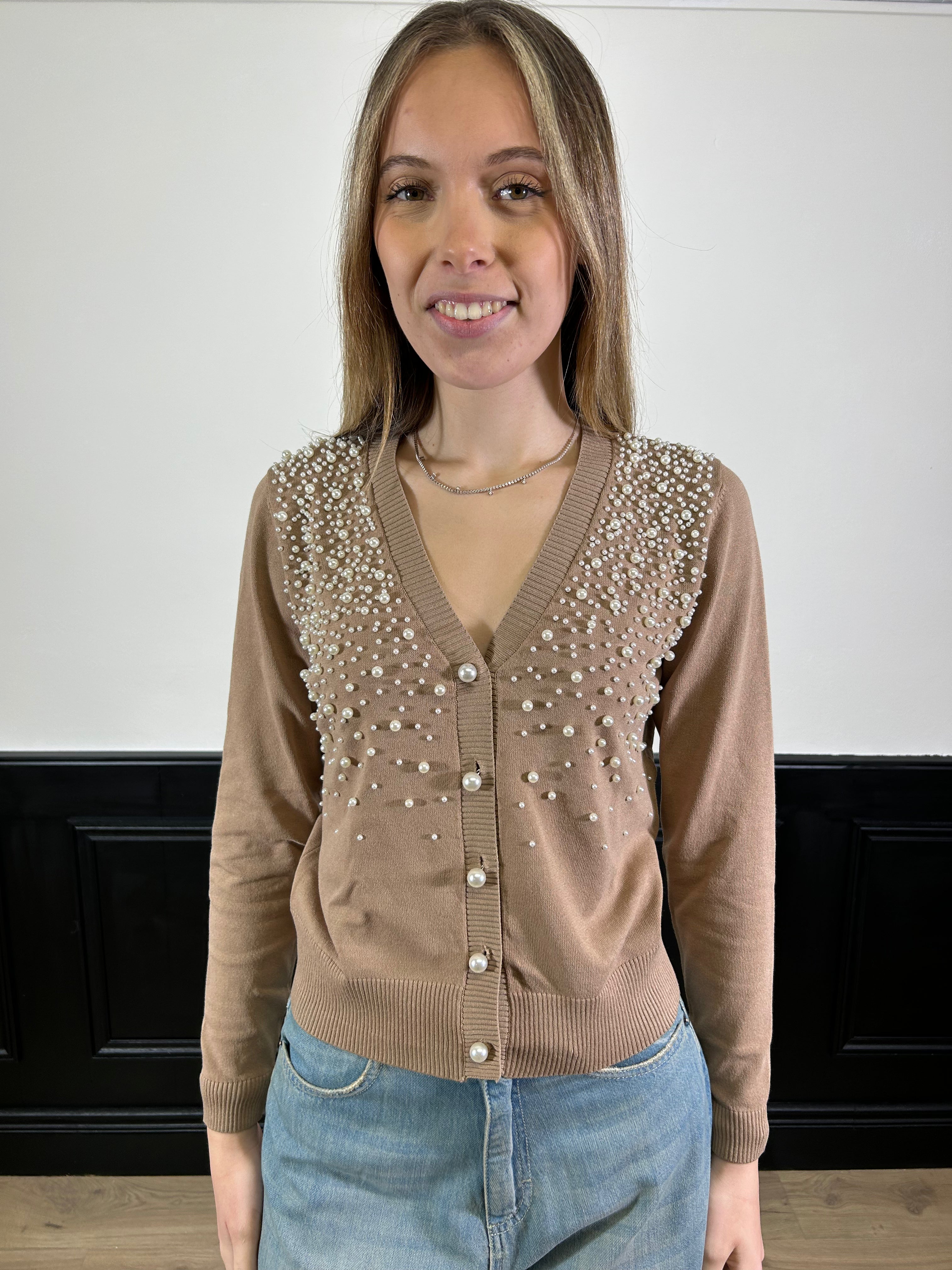 Cardigan con perle