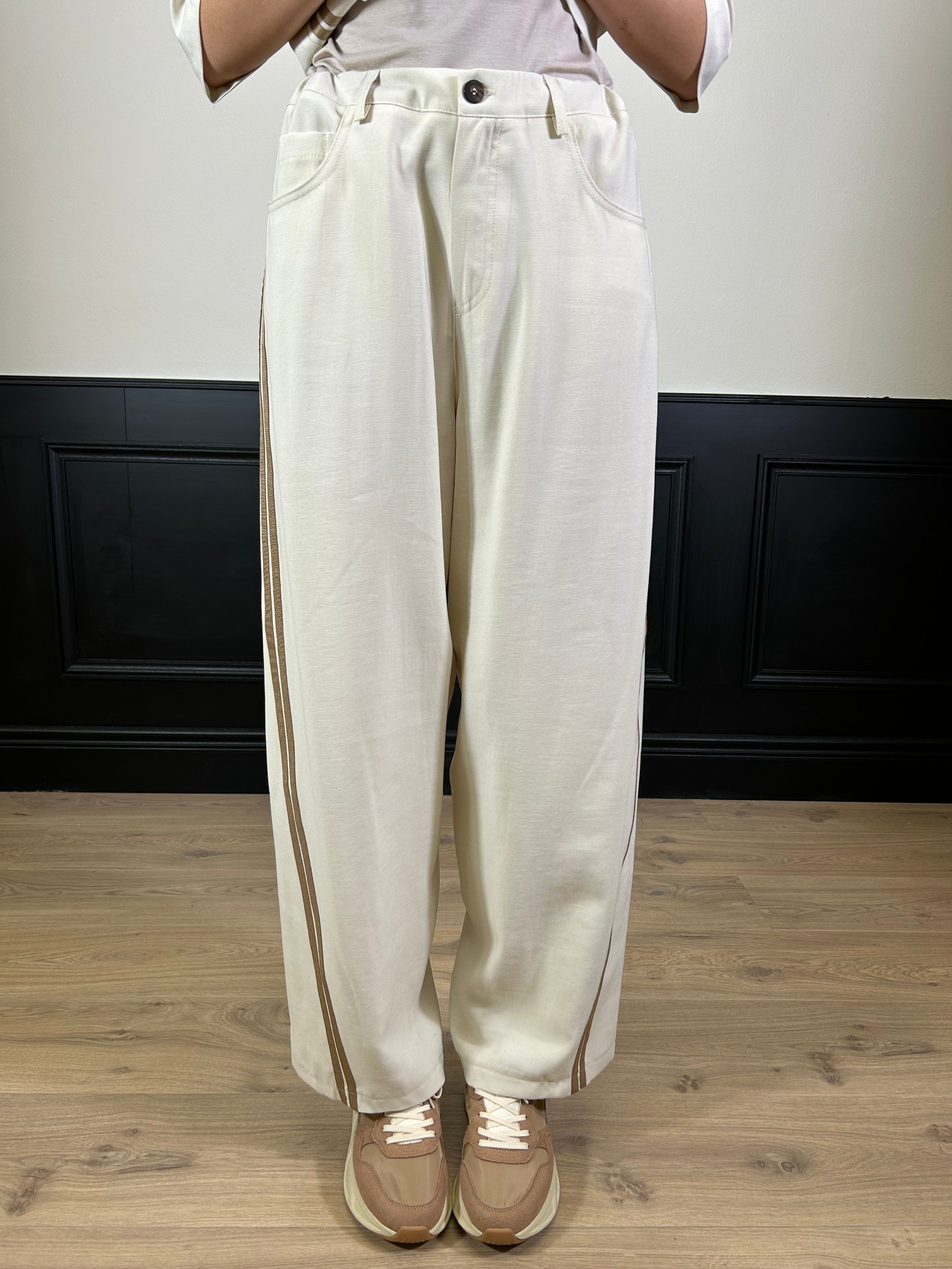 Completo con giacca manica corta e pantalone largo