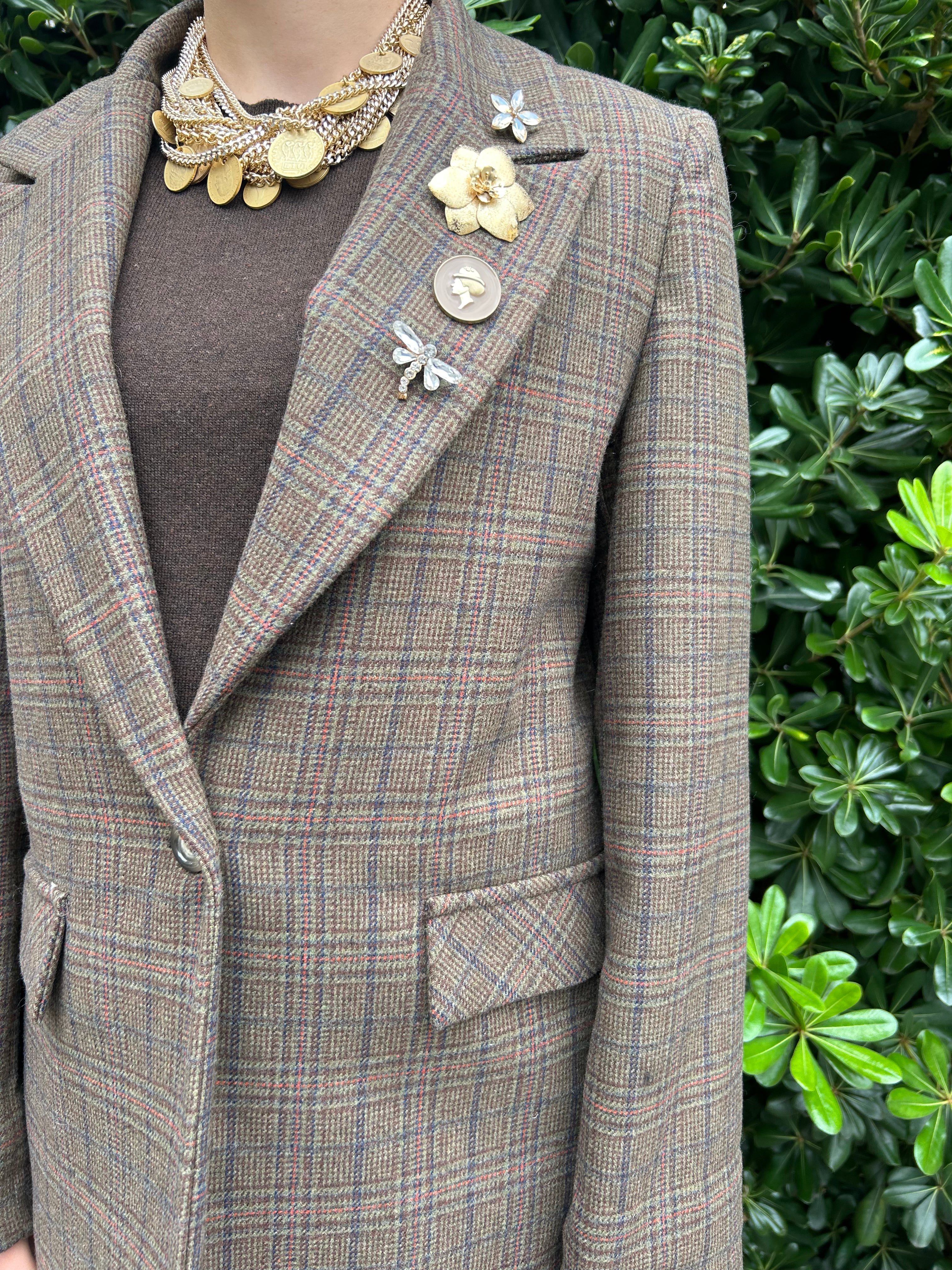 Giacca dritta quadri con spille