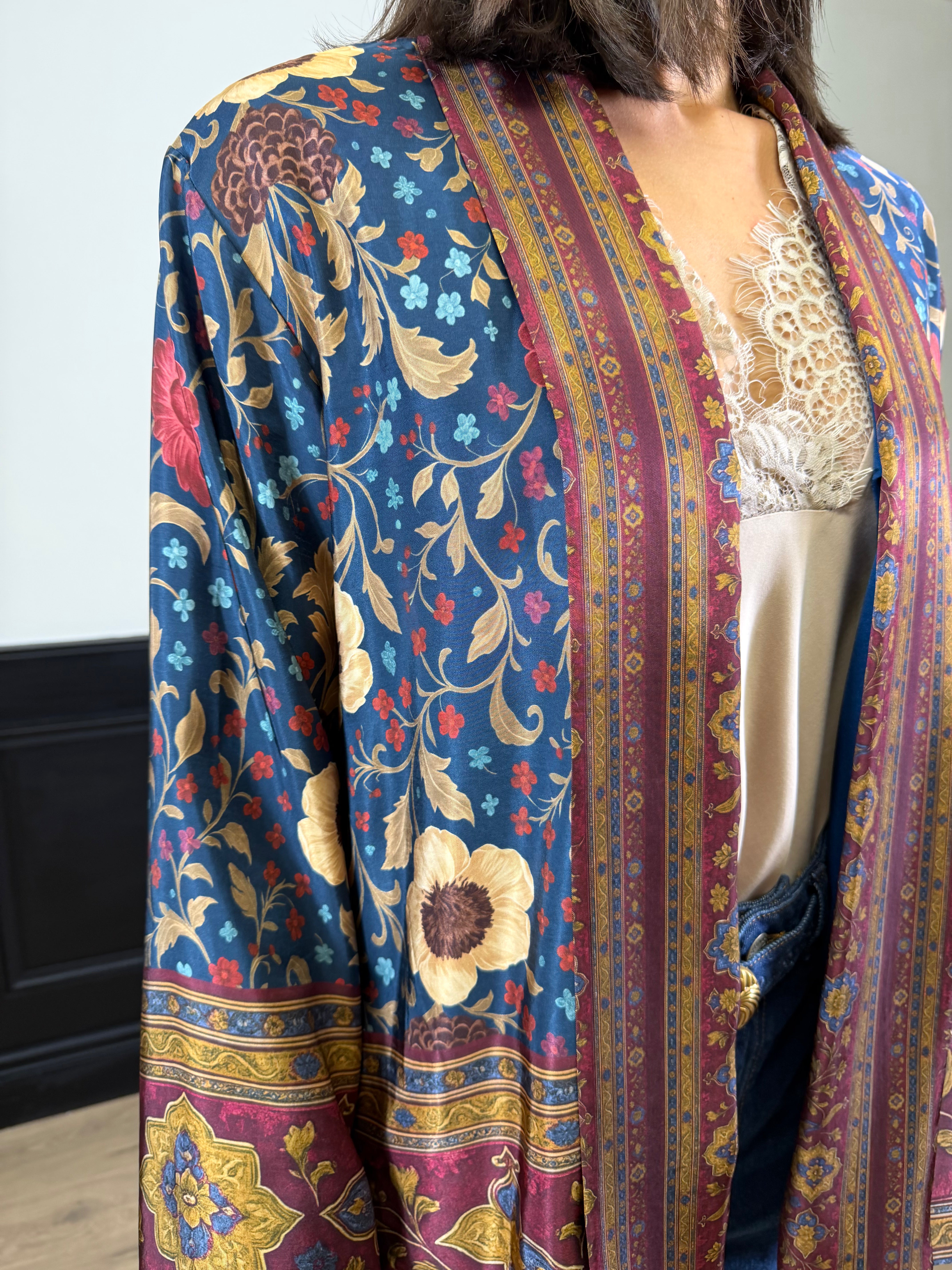 Kimono fantasia etnica blu e bordeaux