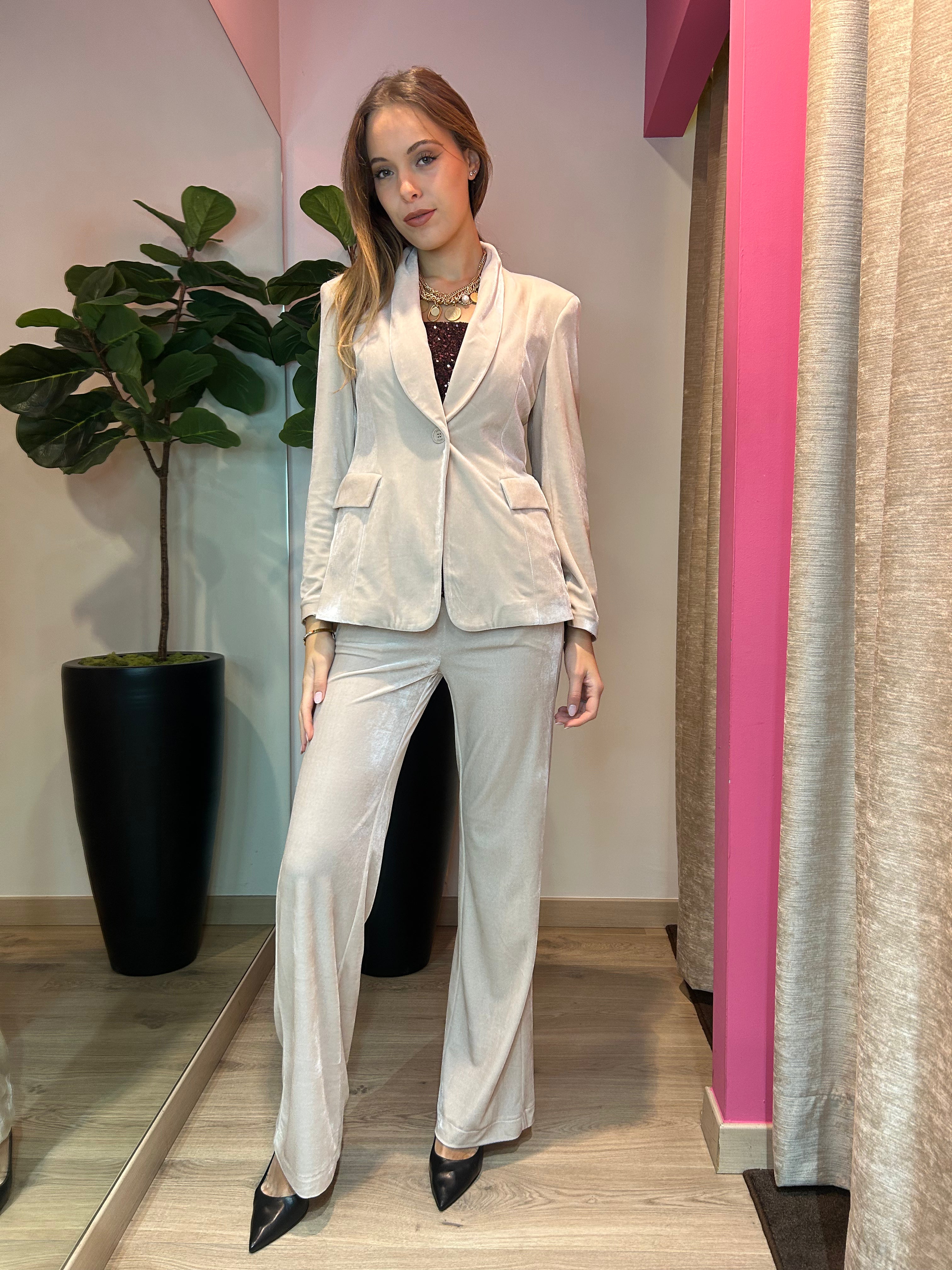 Tailleur in velluto liscio