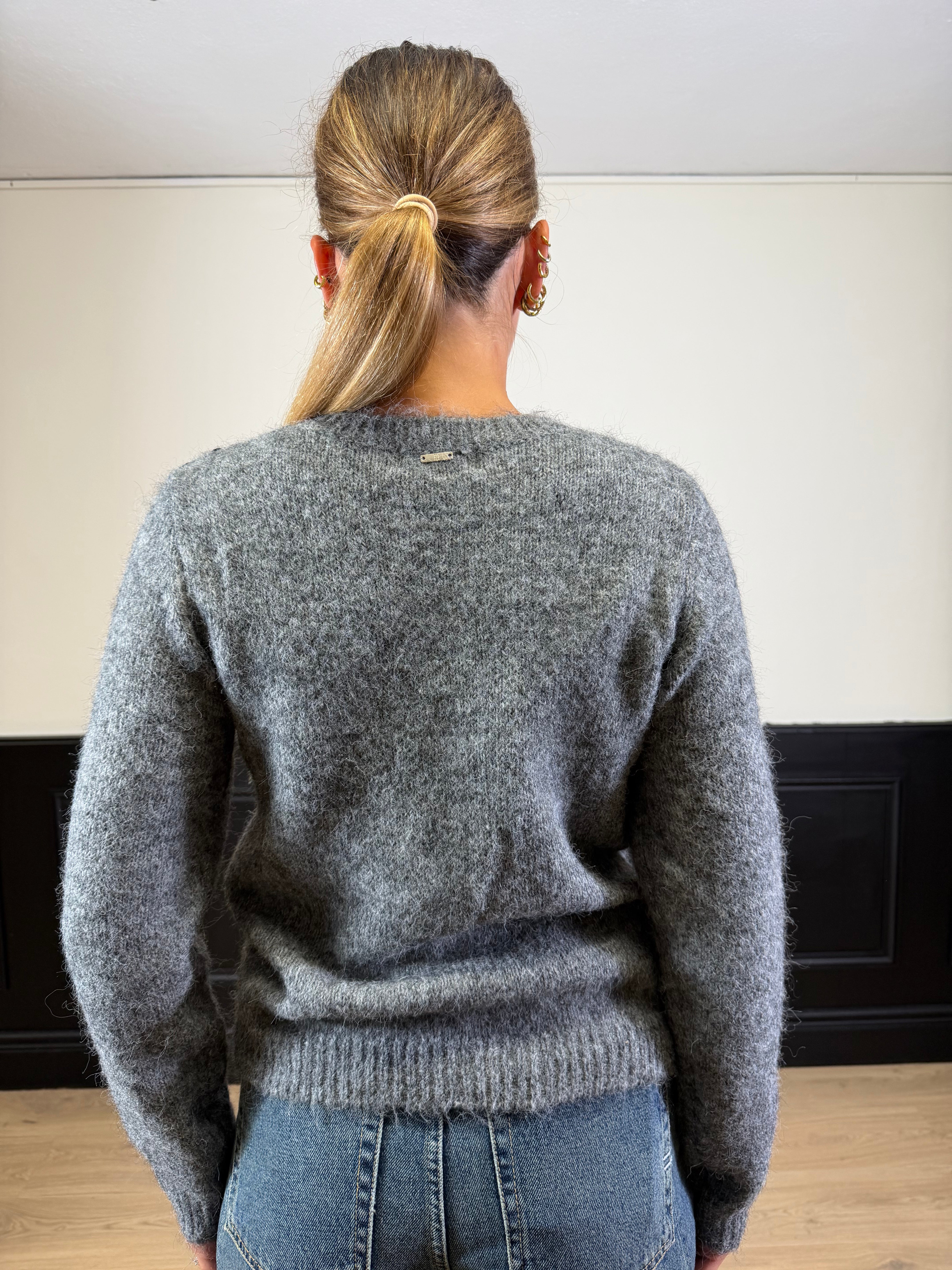 Pull con applicazione strass