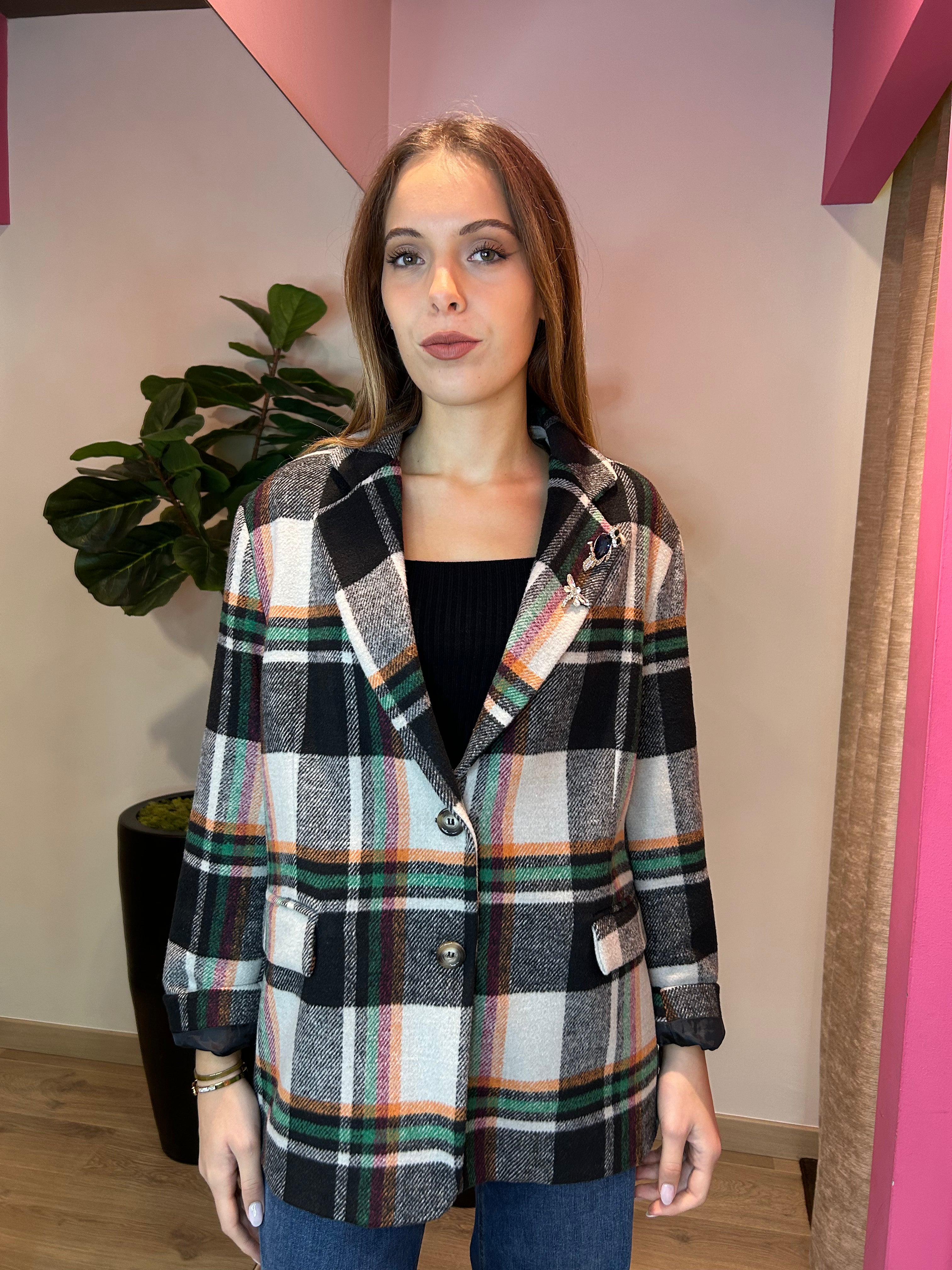 Blazer a quadri con tasche e chiusura a bottoni