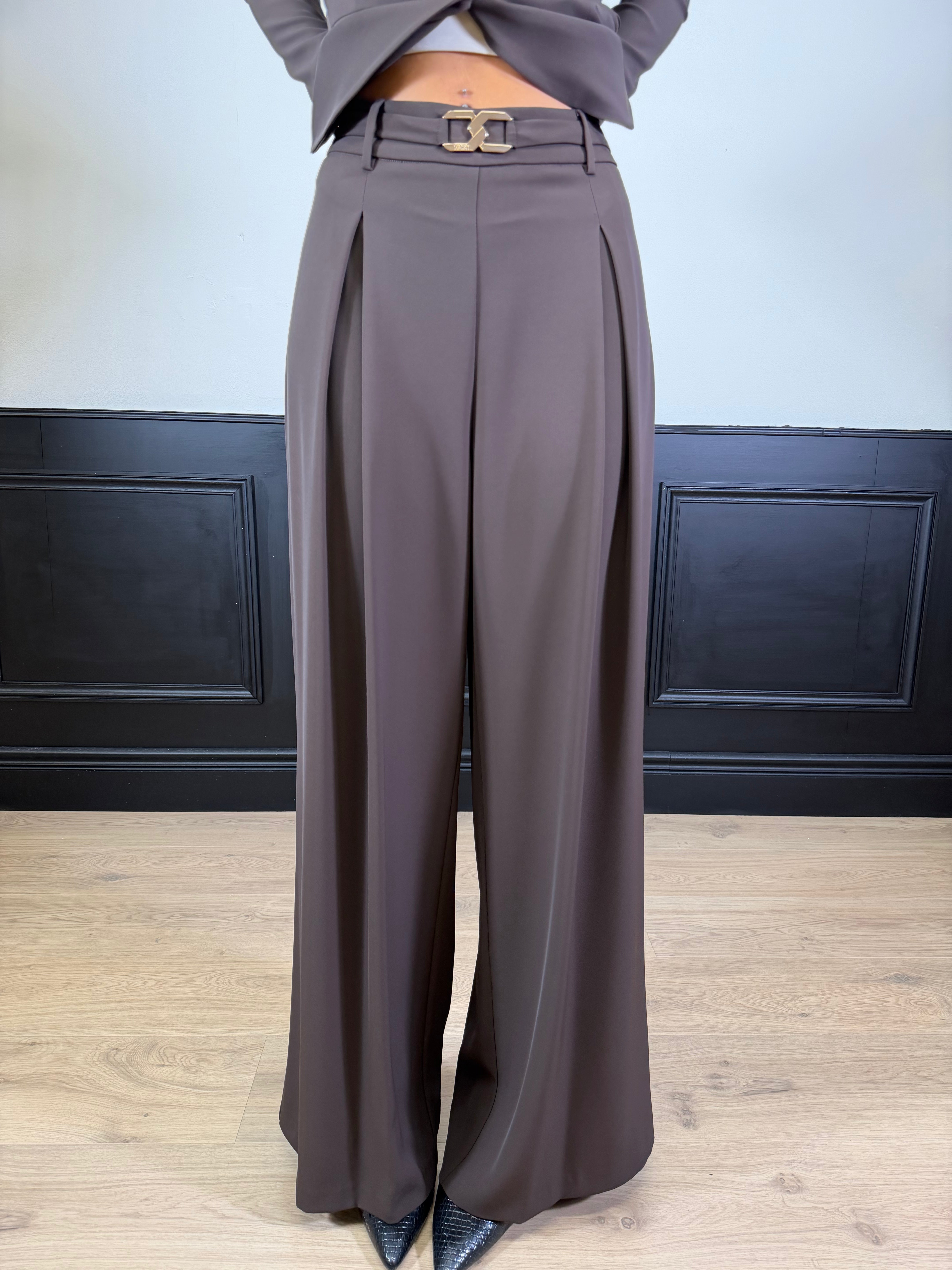 Pantalone Rojem
