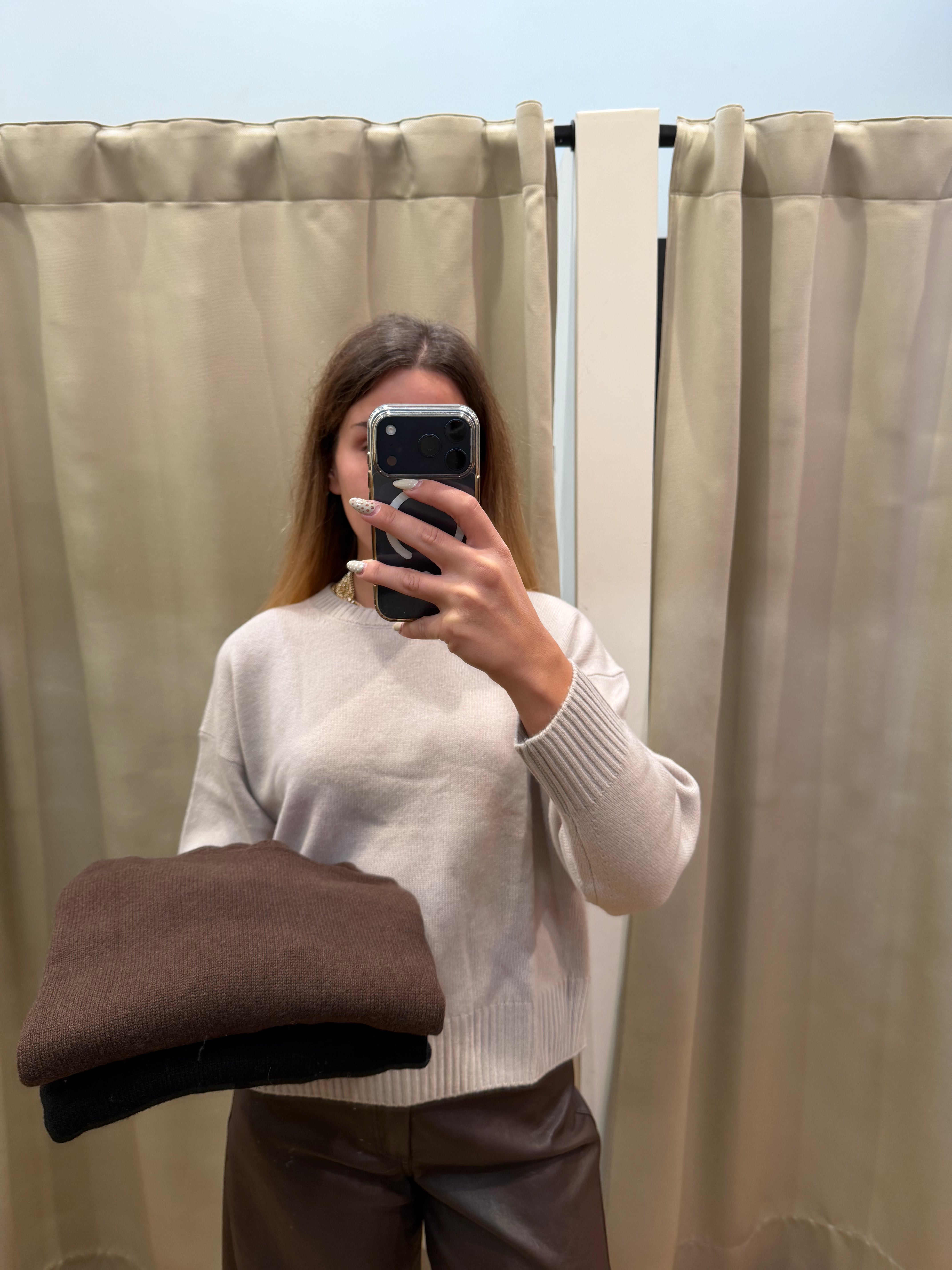 Pullover girocollo a scatola pura lana