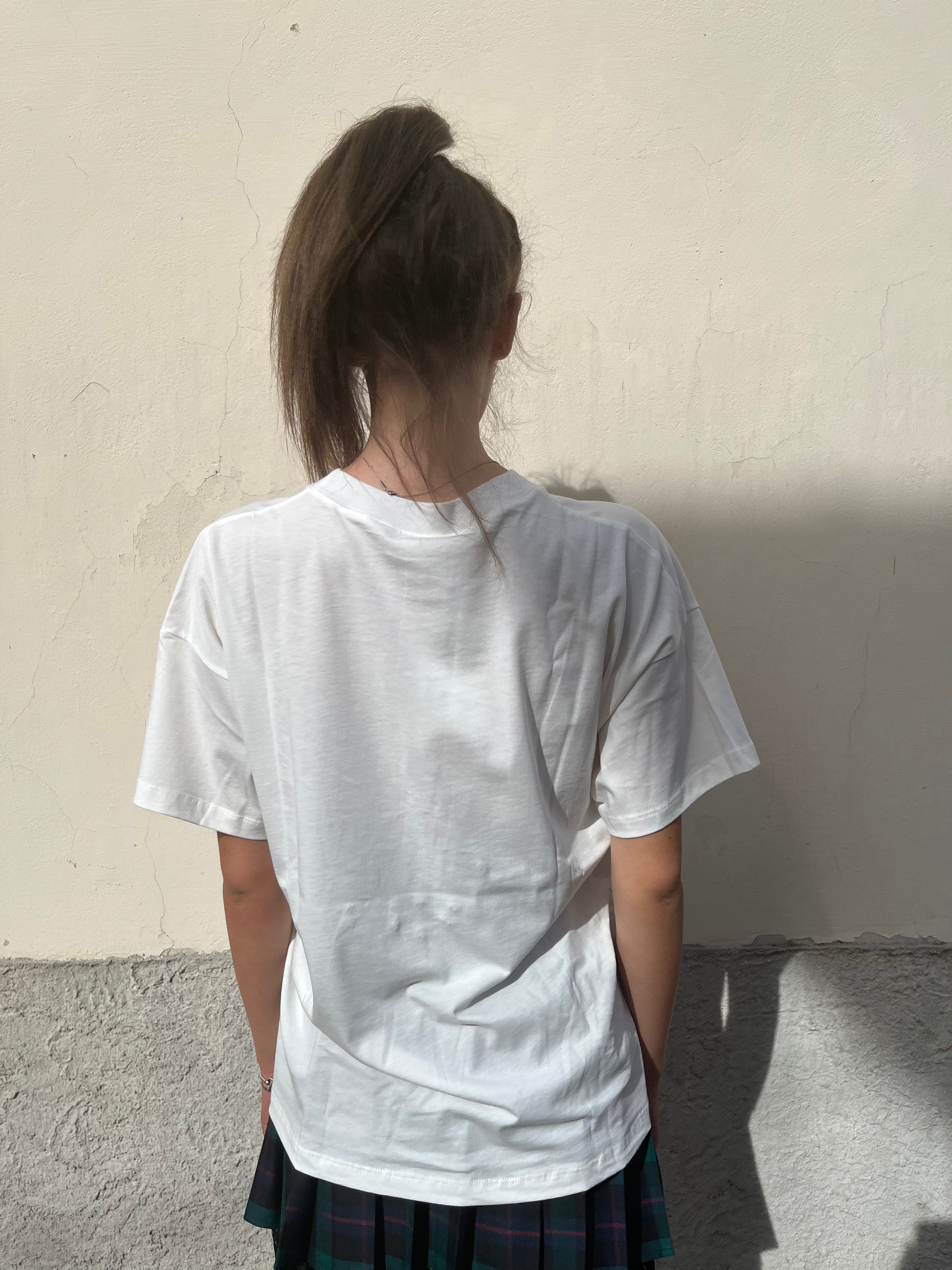 T-shirt over stampa cani