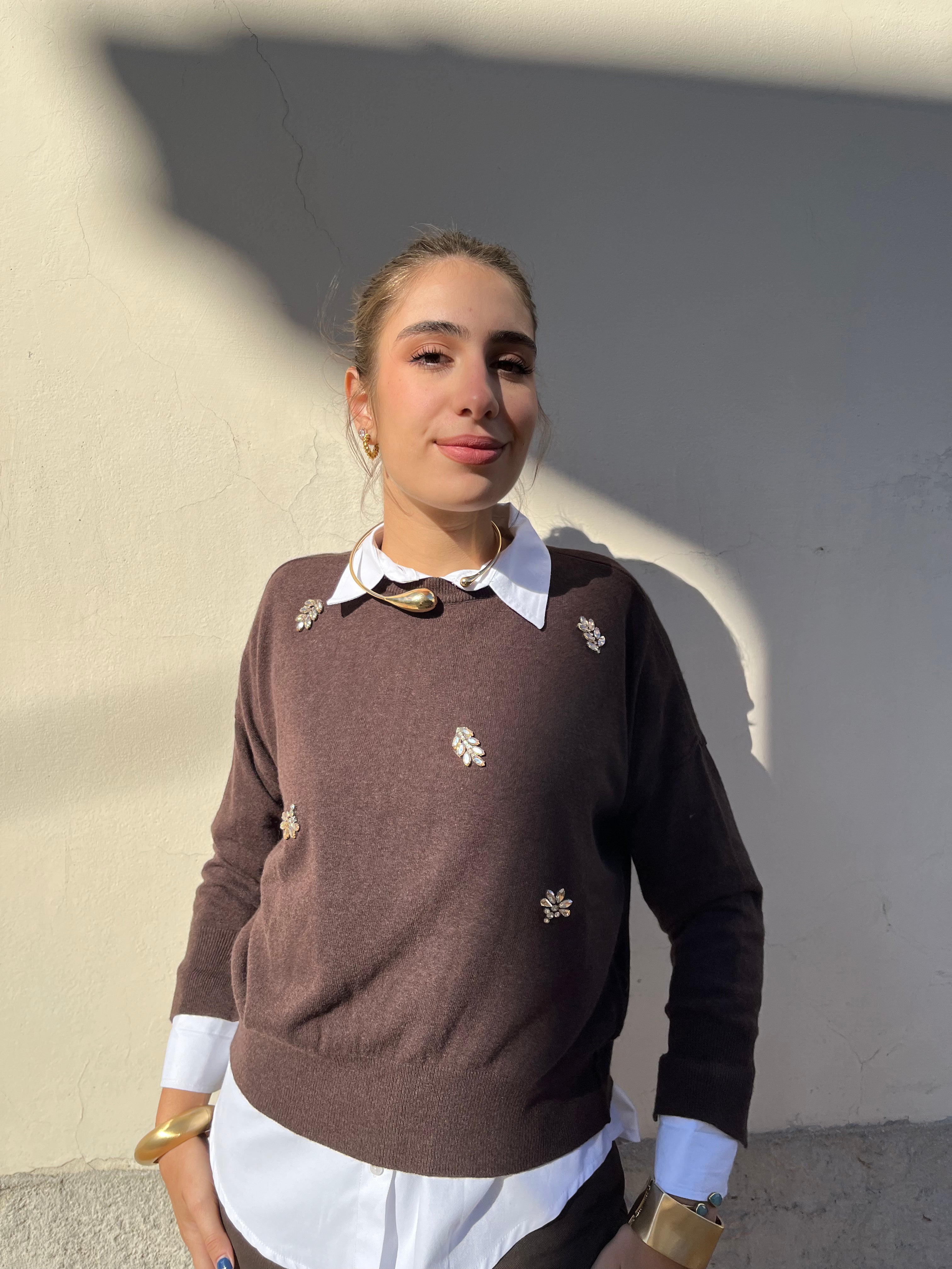 Maglia con applicazione strass