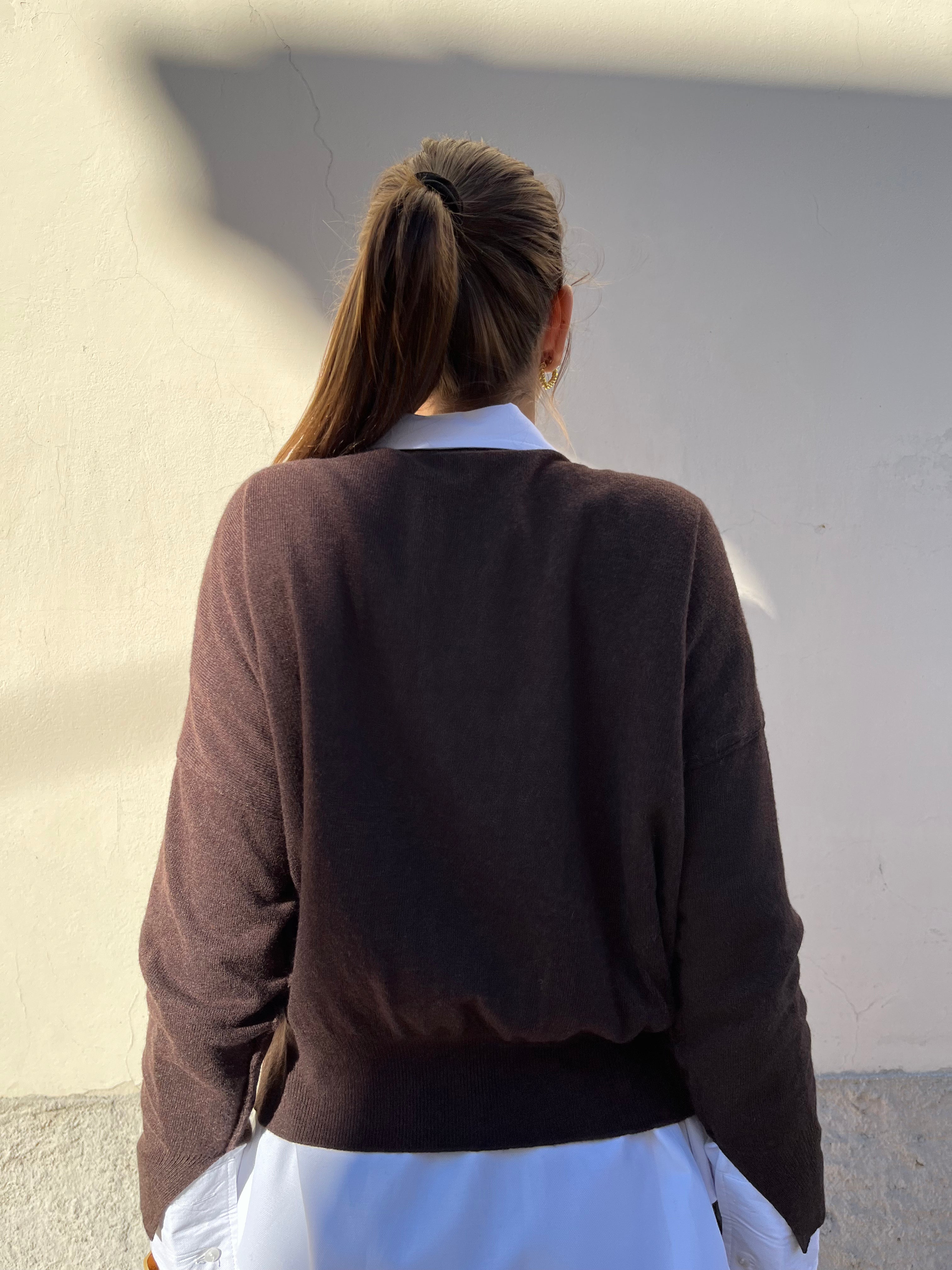 Maglia con applicazione strass