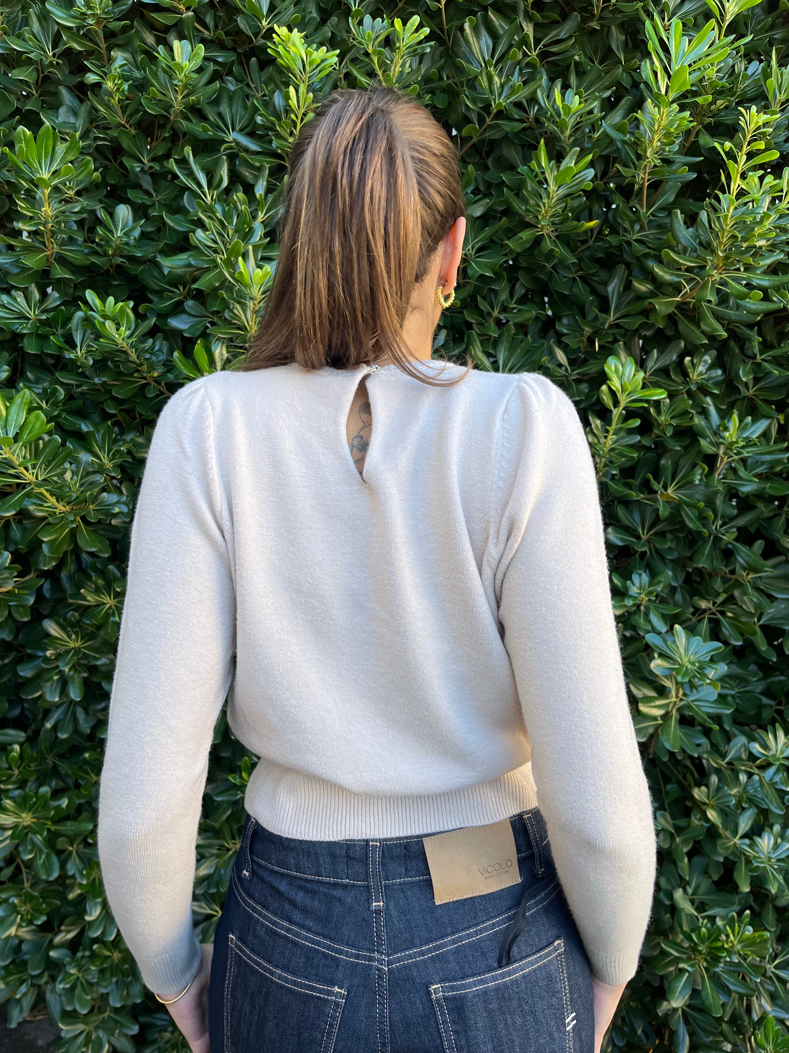 Maglia basica con sbuffo