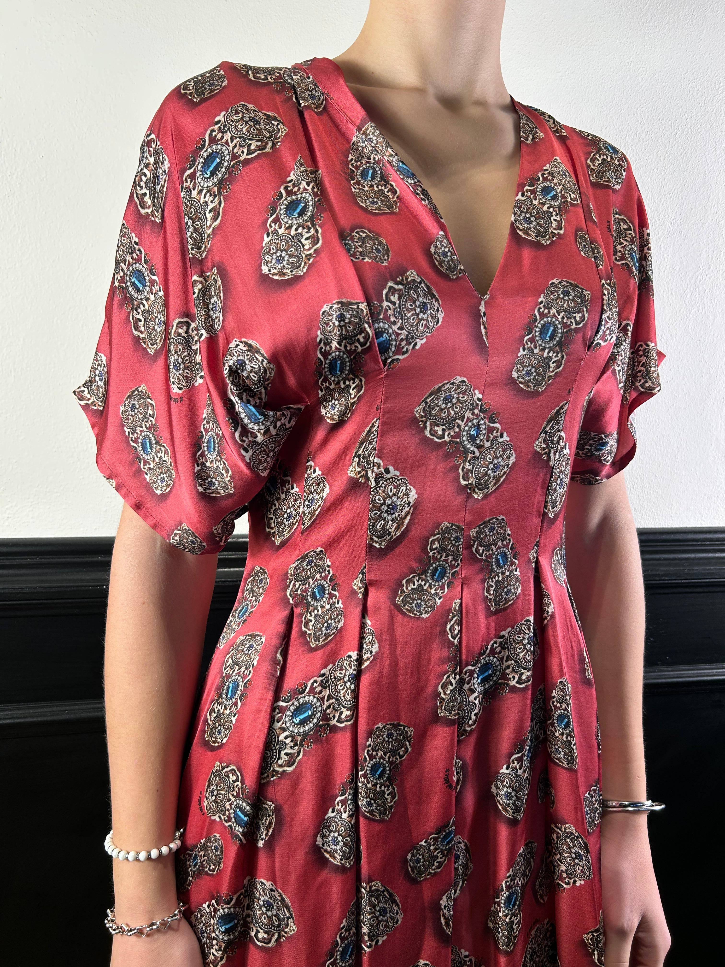 Abito corto fantasia bracciali corallo