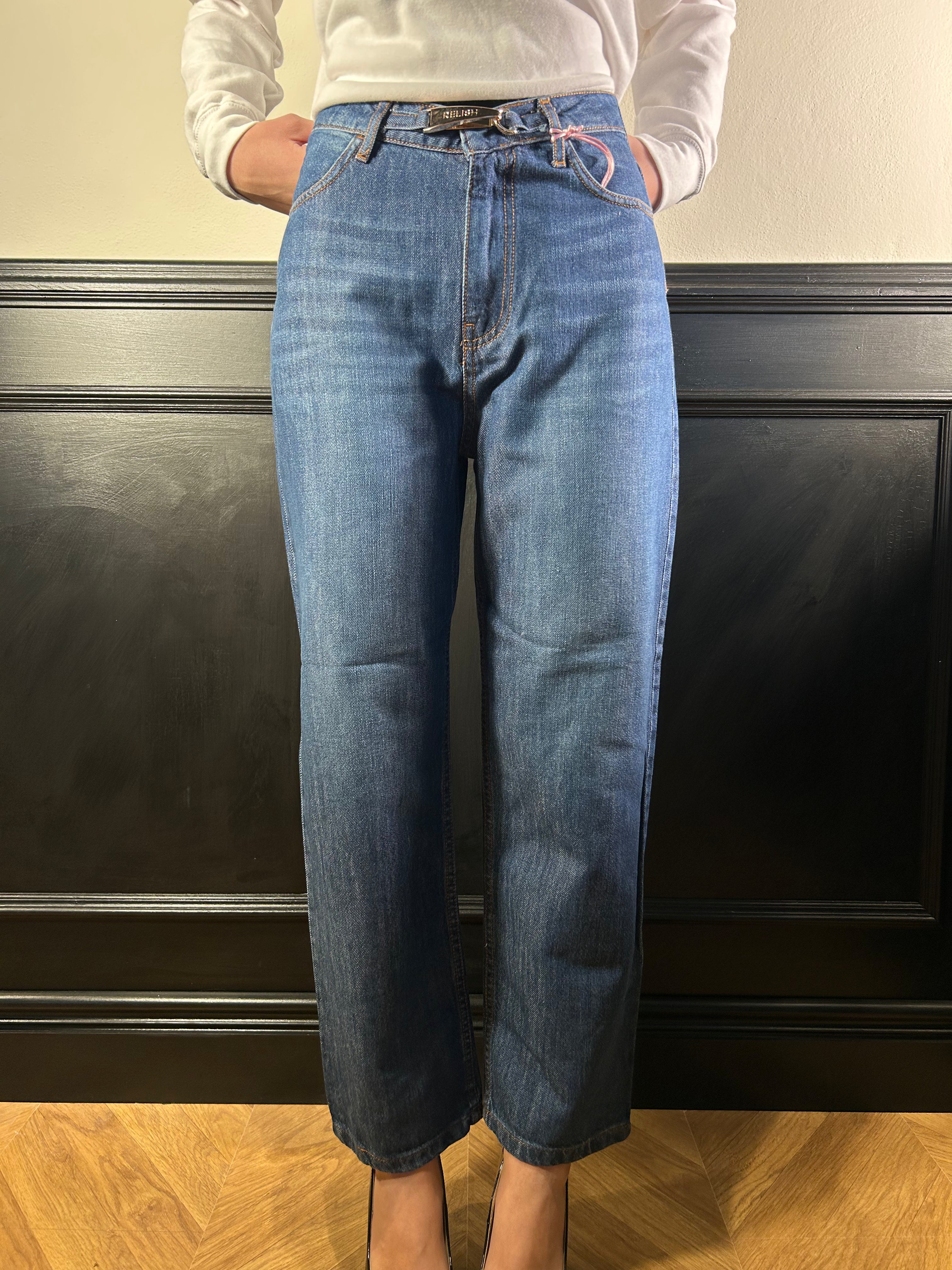 Jeans Carla_24 baggy fit con chiusura fibbia