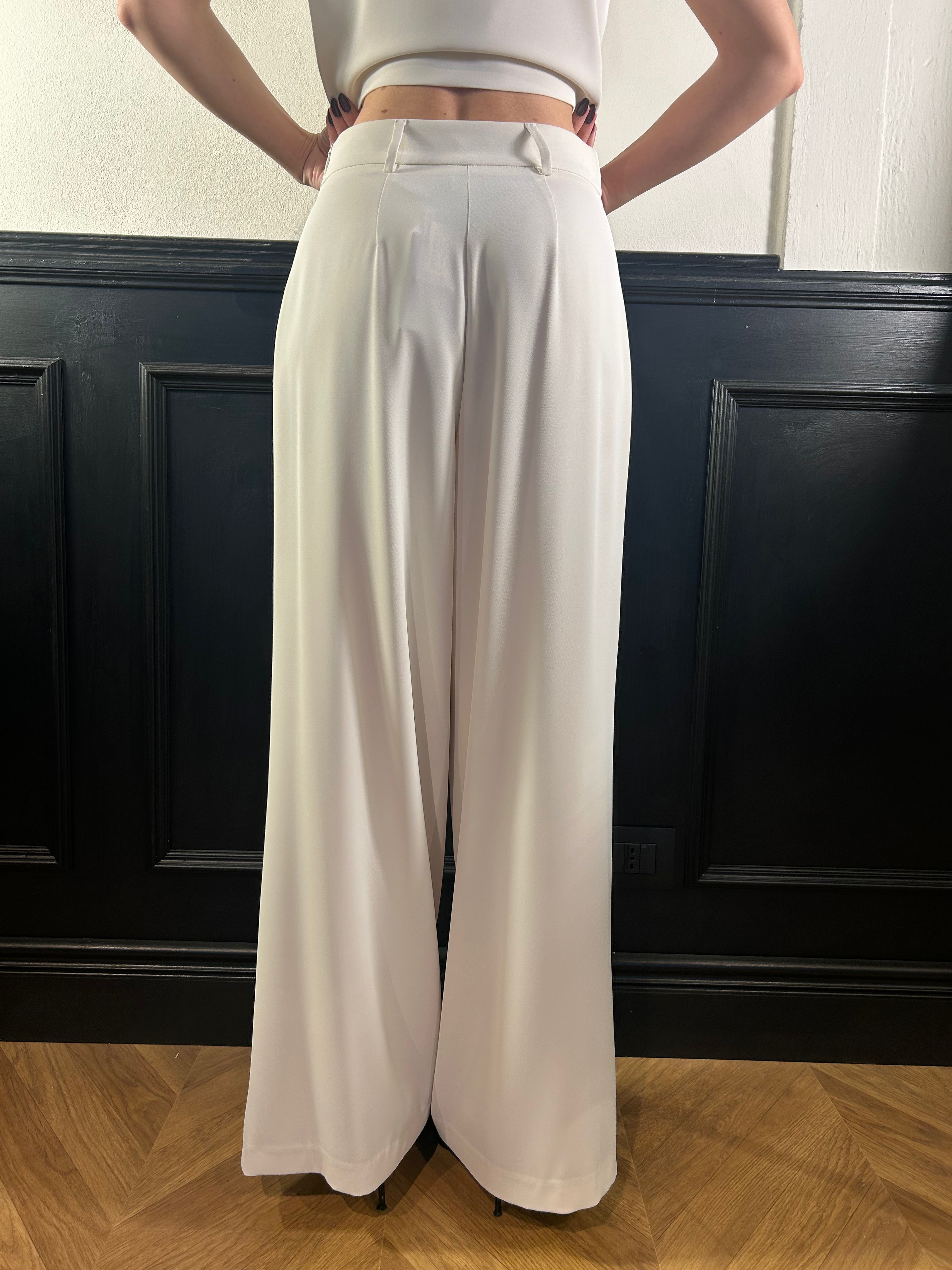 Completo blusa. pantalone palazzo con fibbia oro