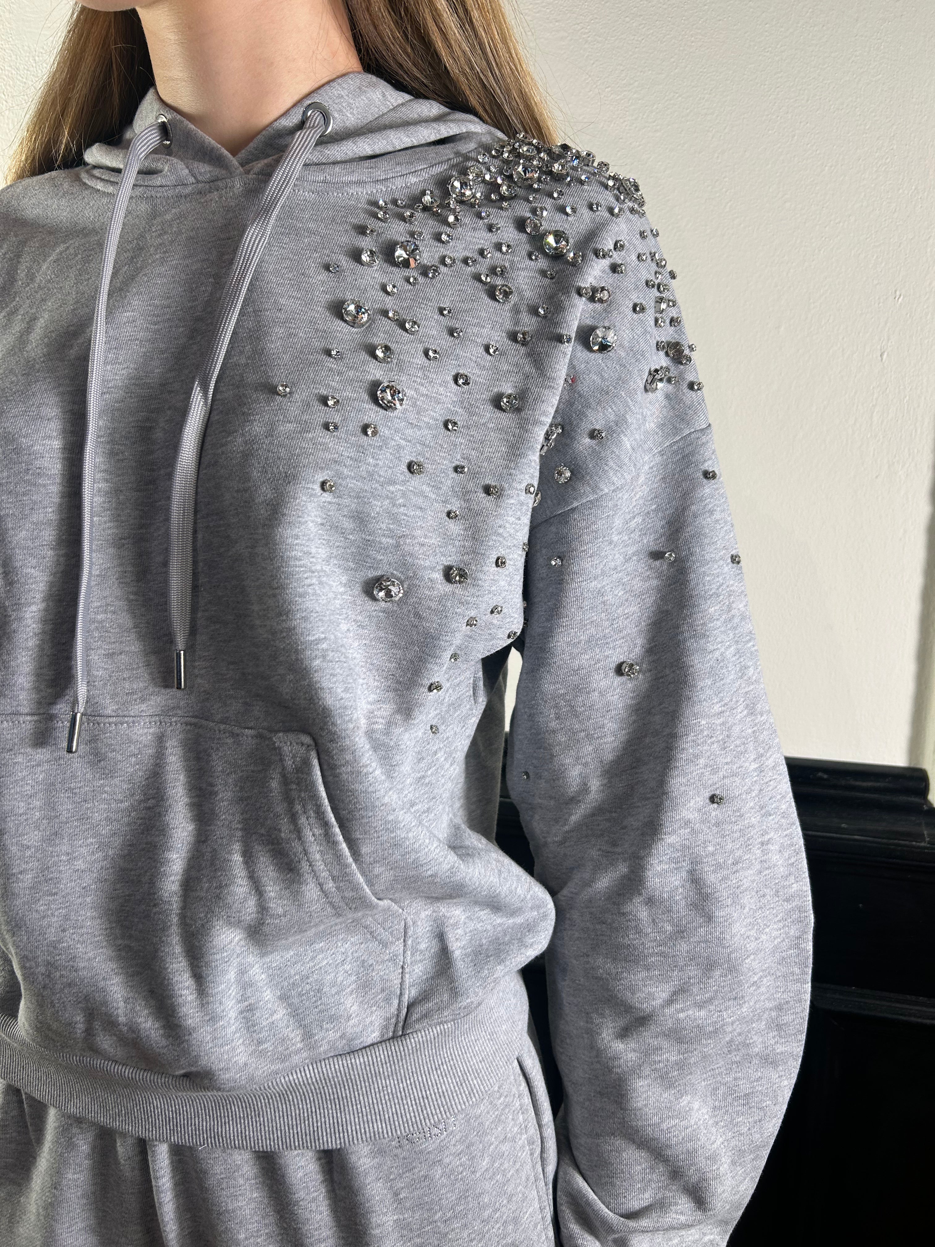 Felpa Jolie dettaglio strass e cappuccio