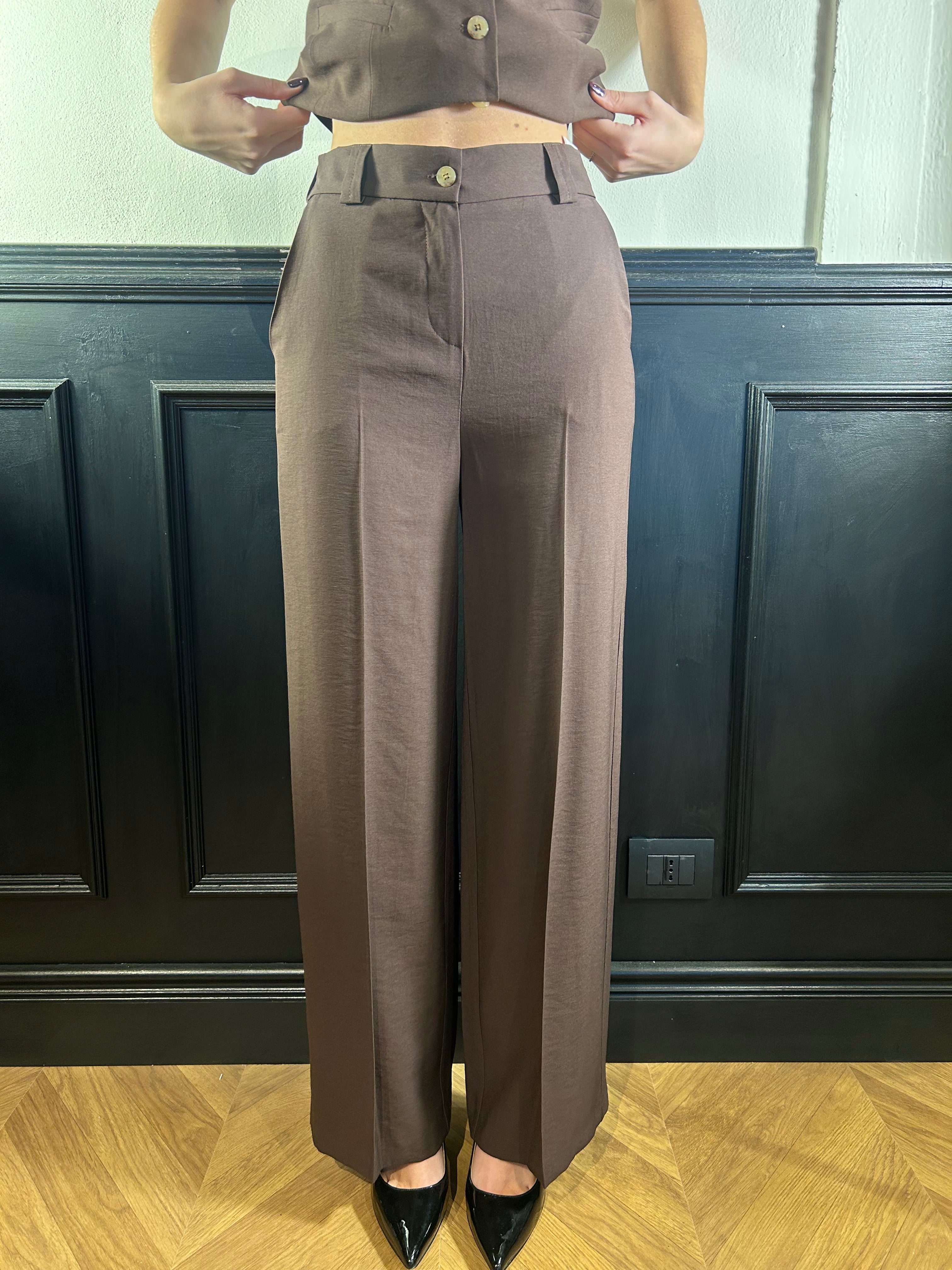 Completo gilet e pantalone marrone
