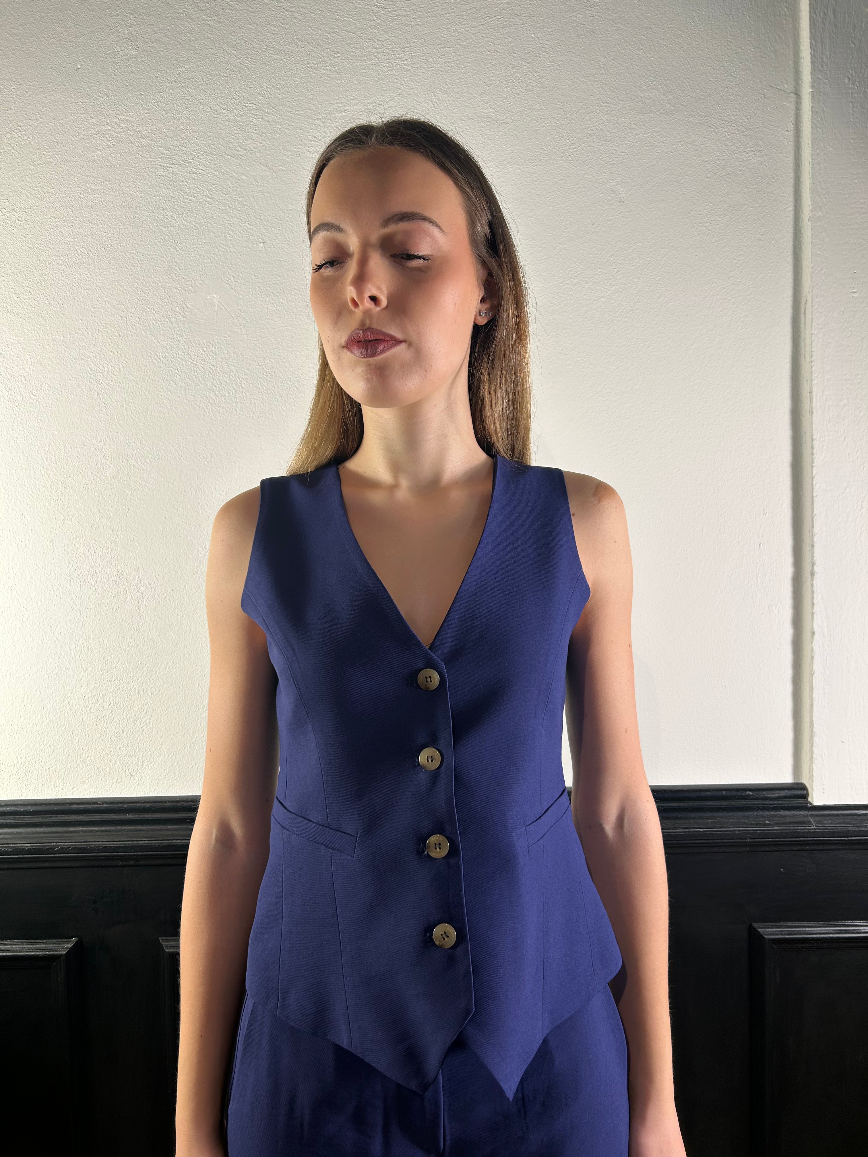 Completo gilet e pantalone blu