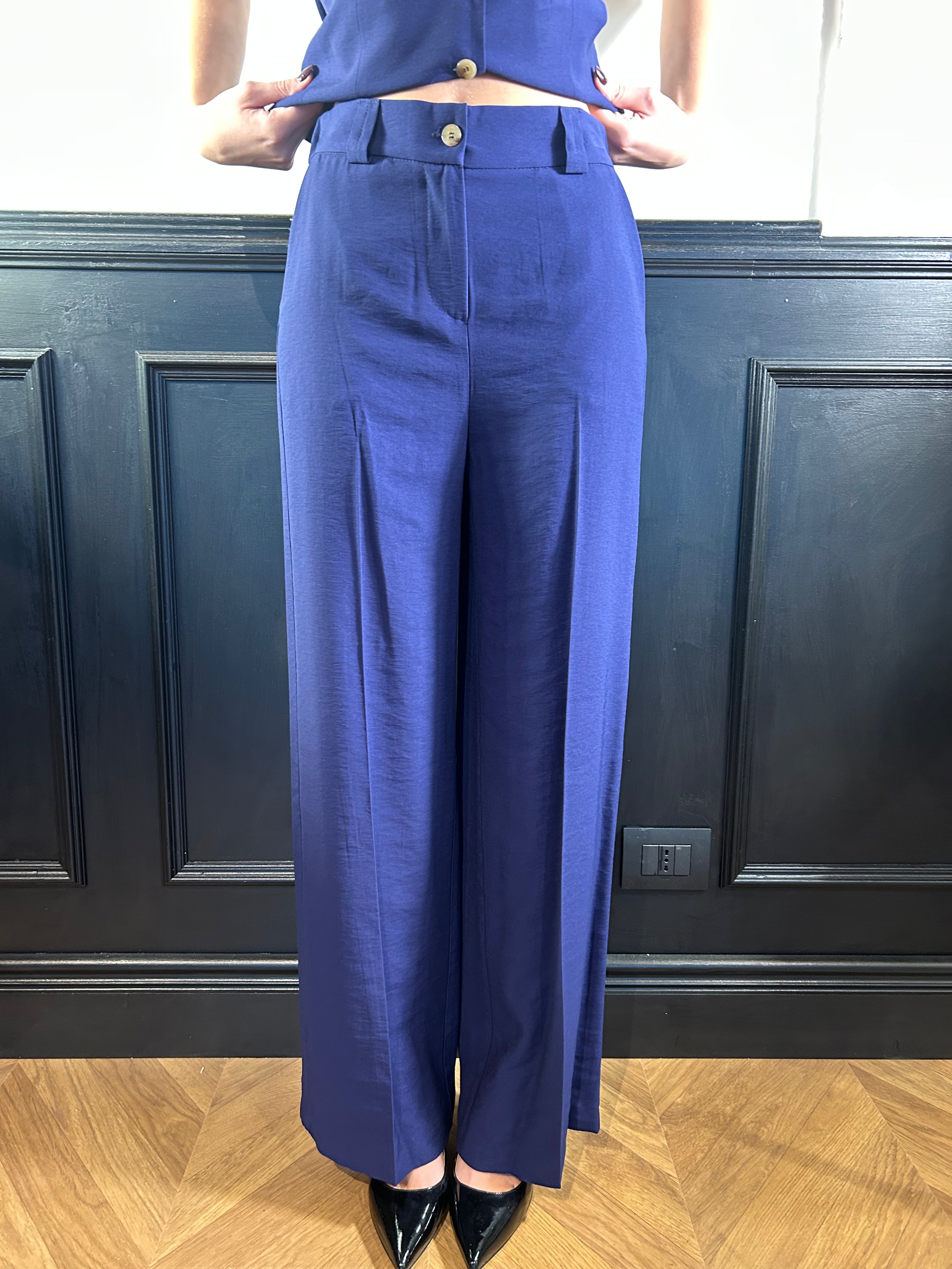 Completo gilet e pantalone blu