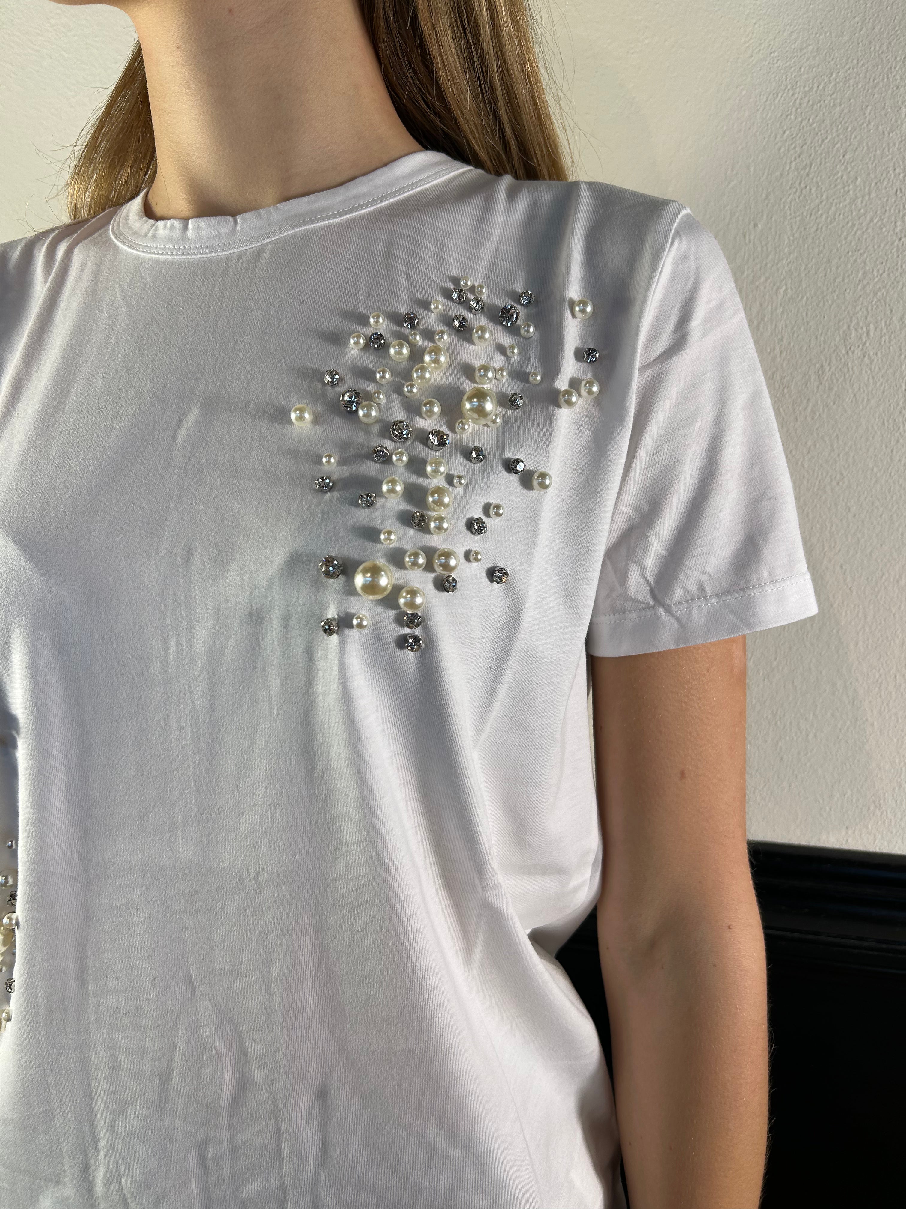 T-shirt Angelyna con applicazioni e fiocco sul retro