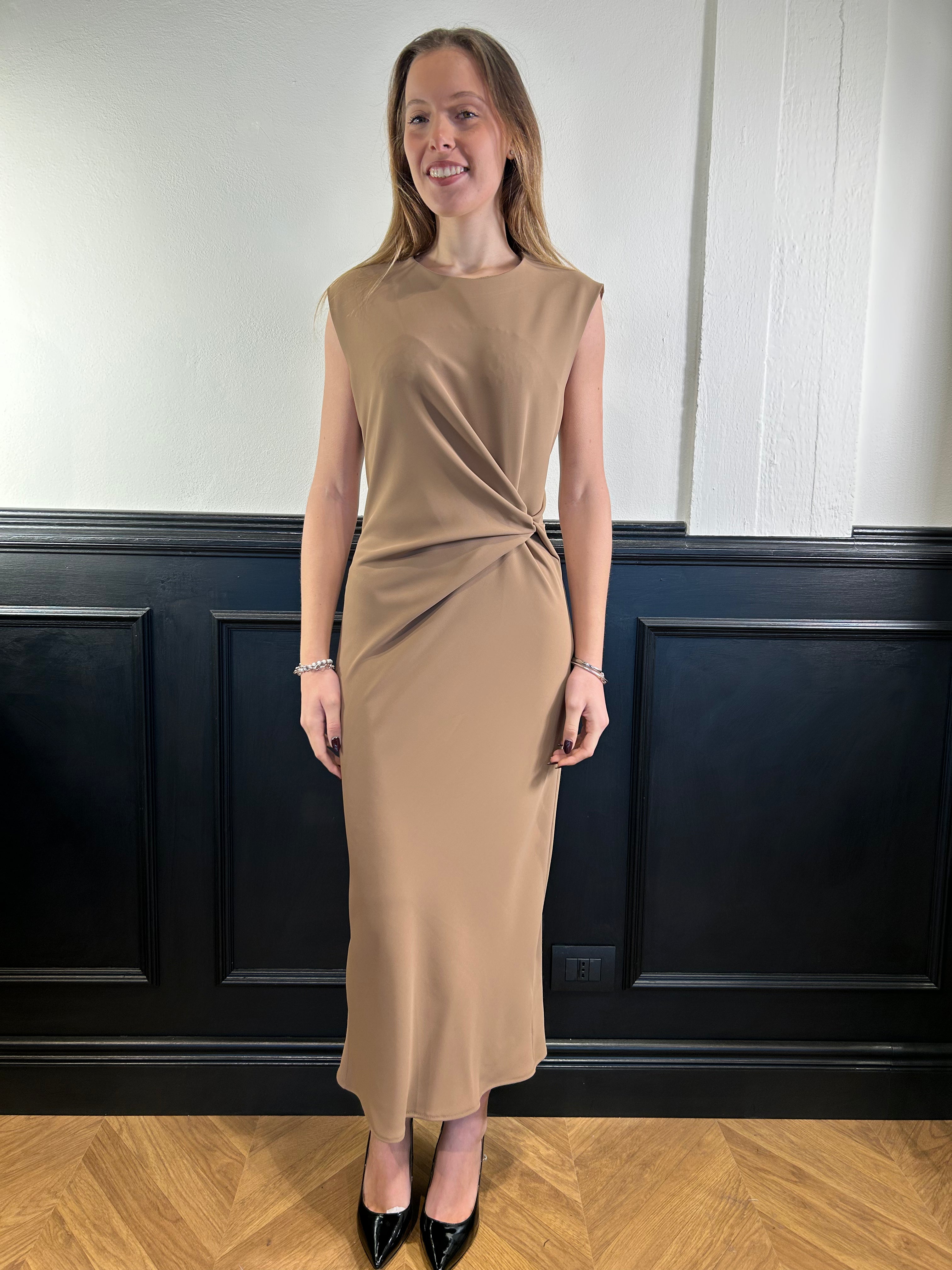 Abito midi dettaglio nodo caramel