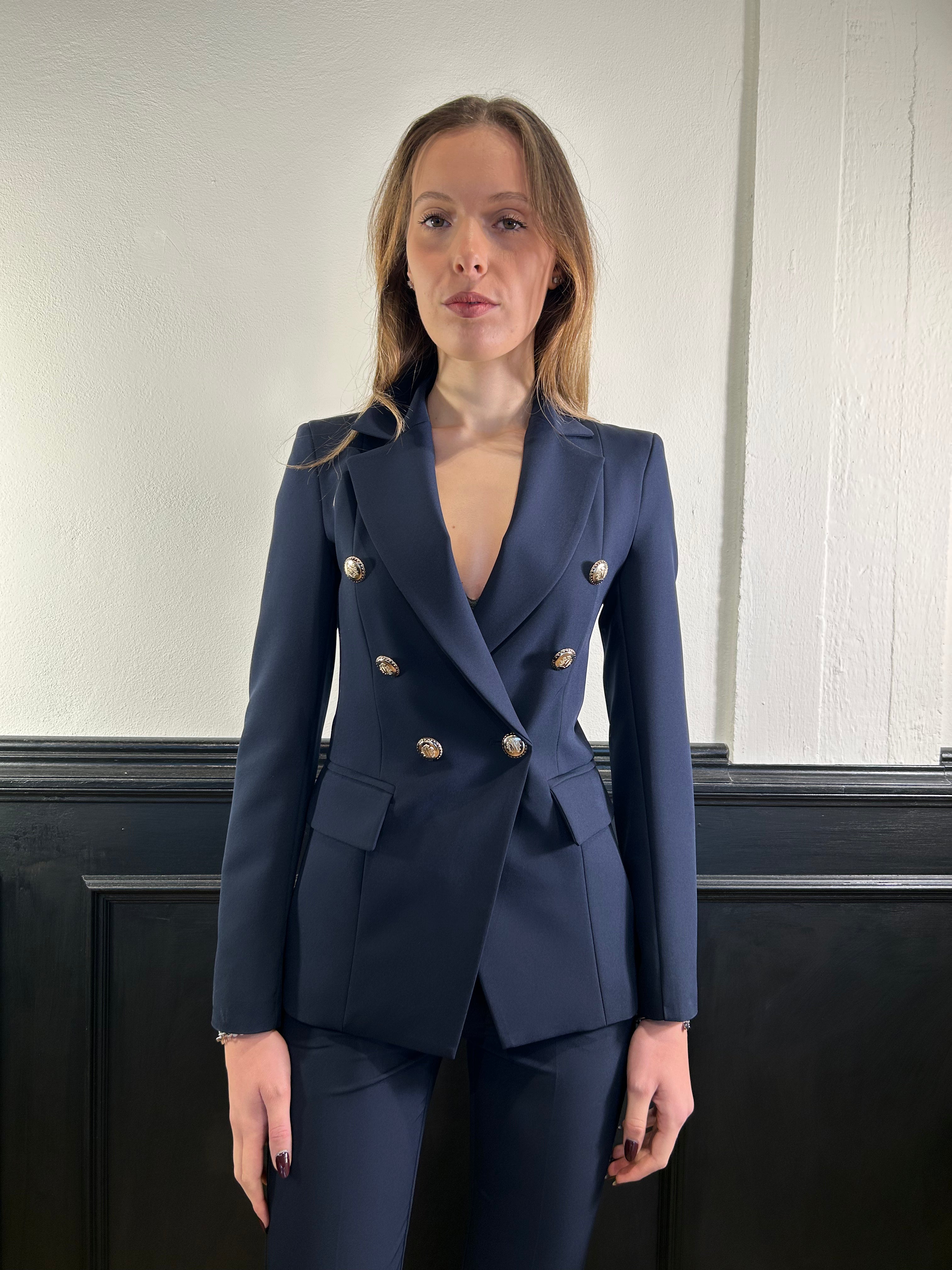 Tailleur giacca doppiopetto e pantalone scampanato blu