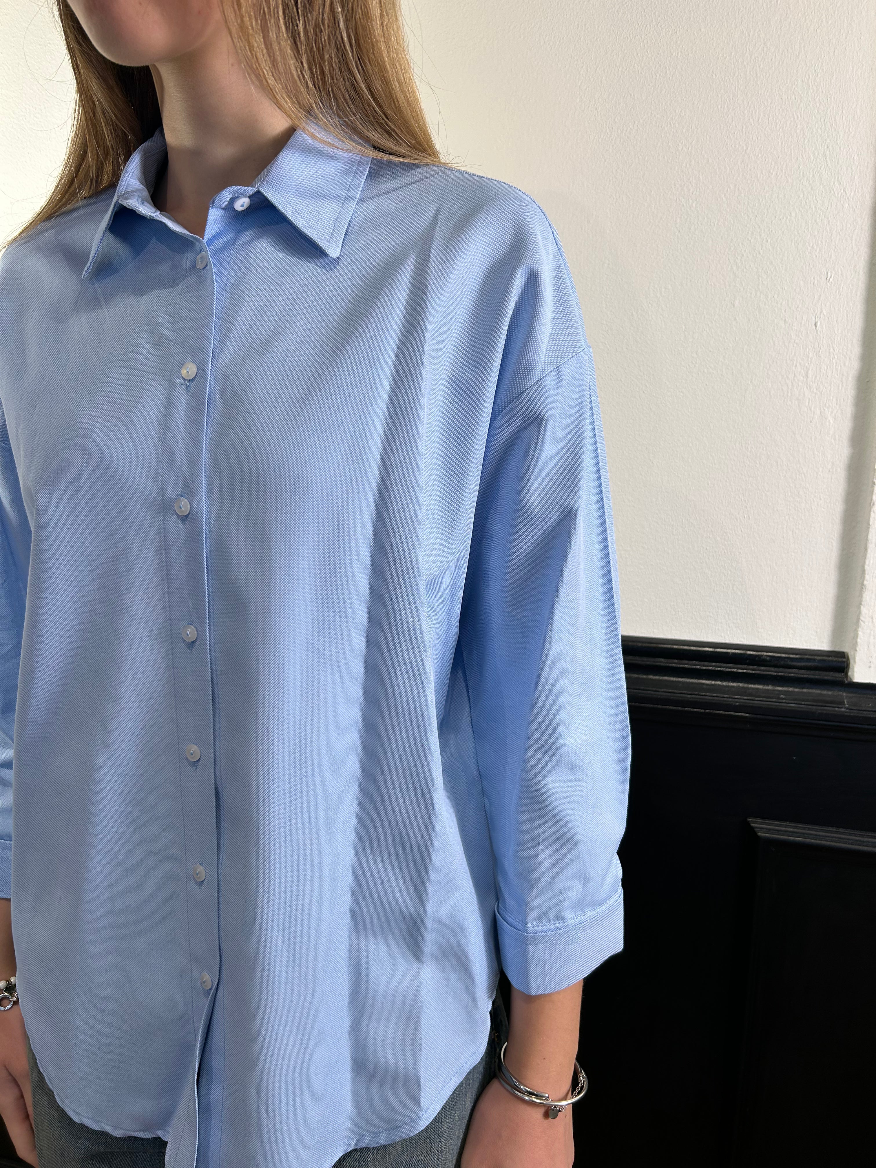 Camicia azzurra over in cotone