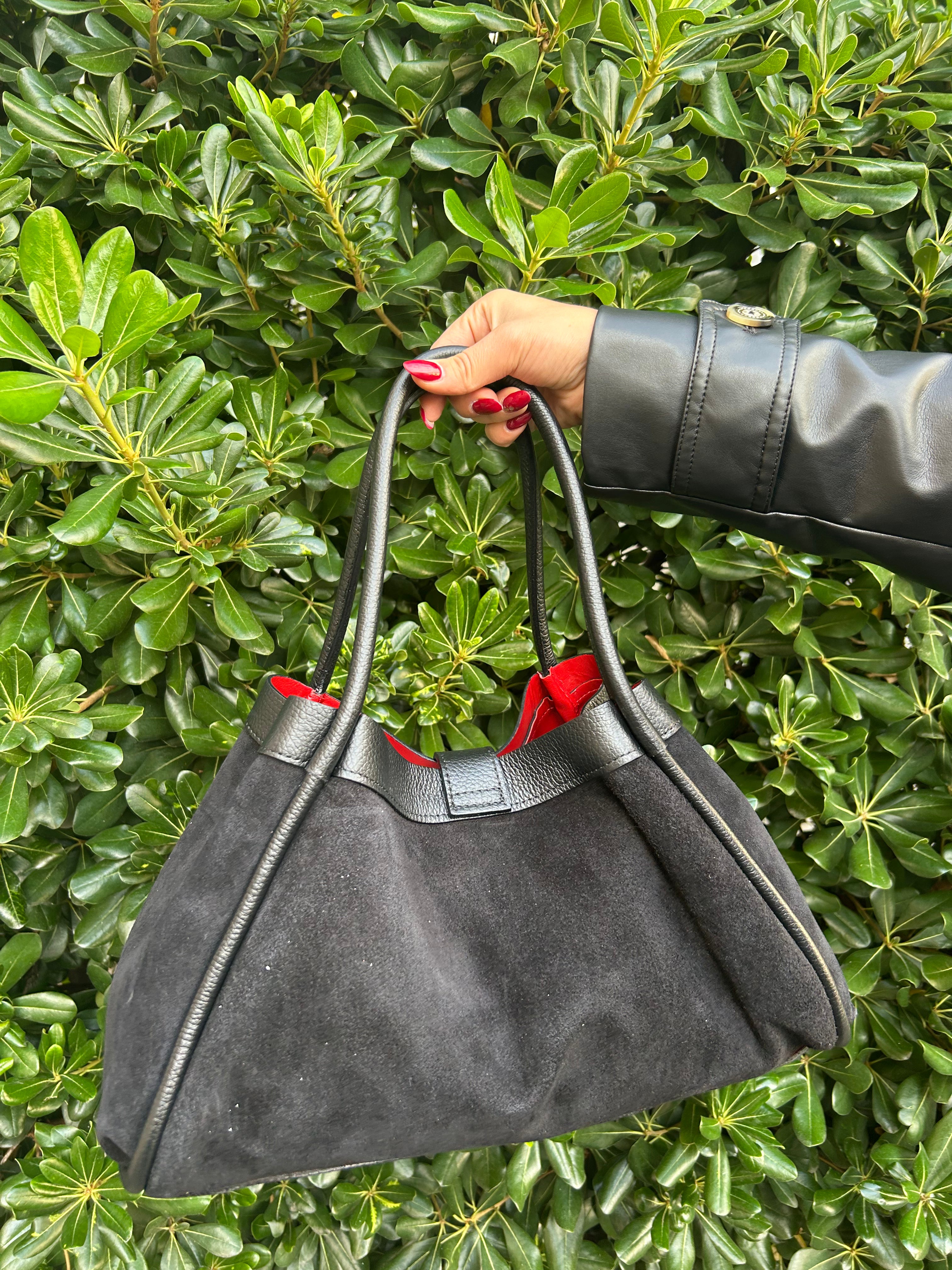 Borsa shopper con dettagli rossi