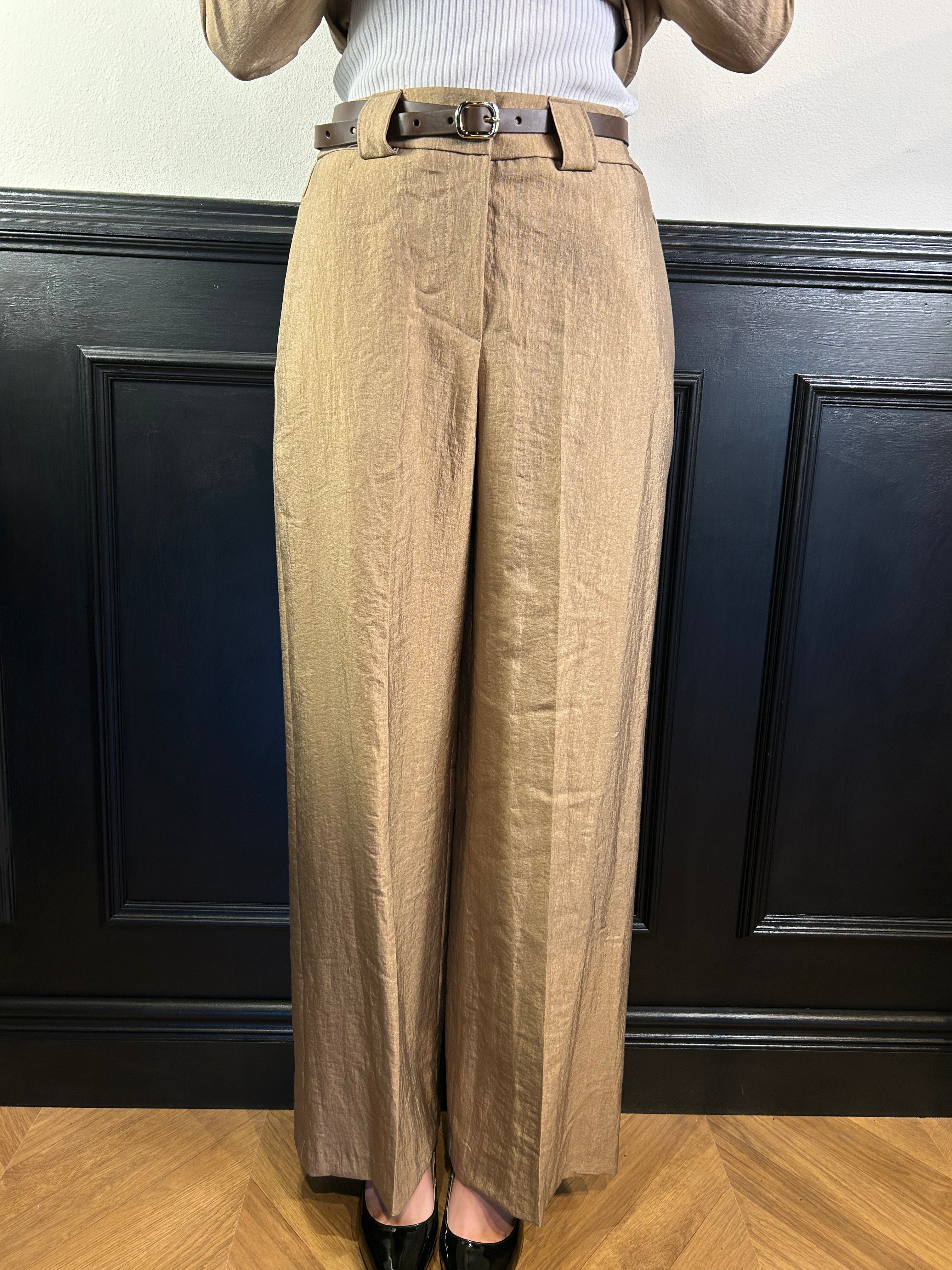 Pantalone tabacco in tessuto oro lamè