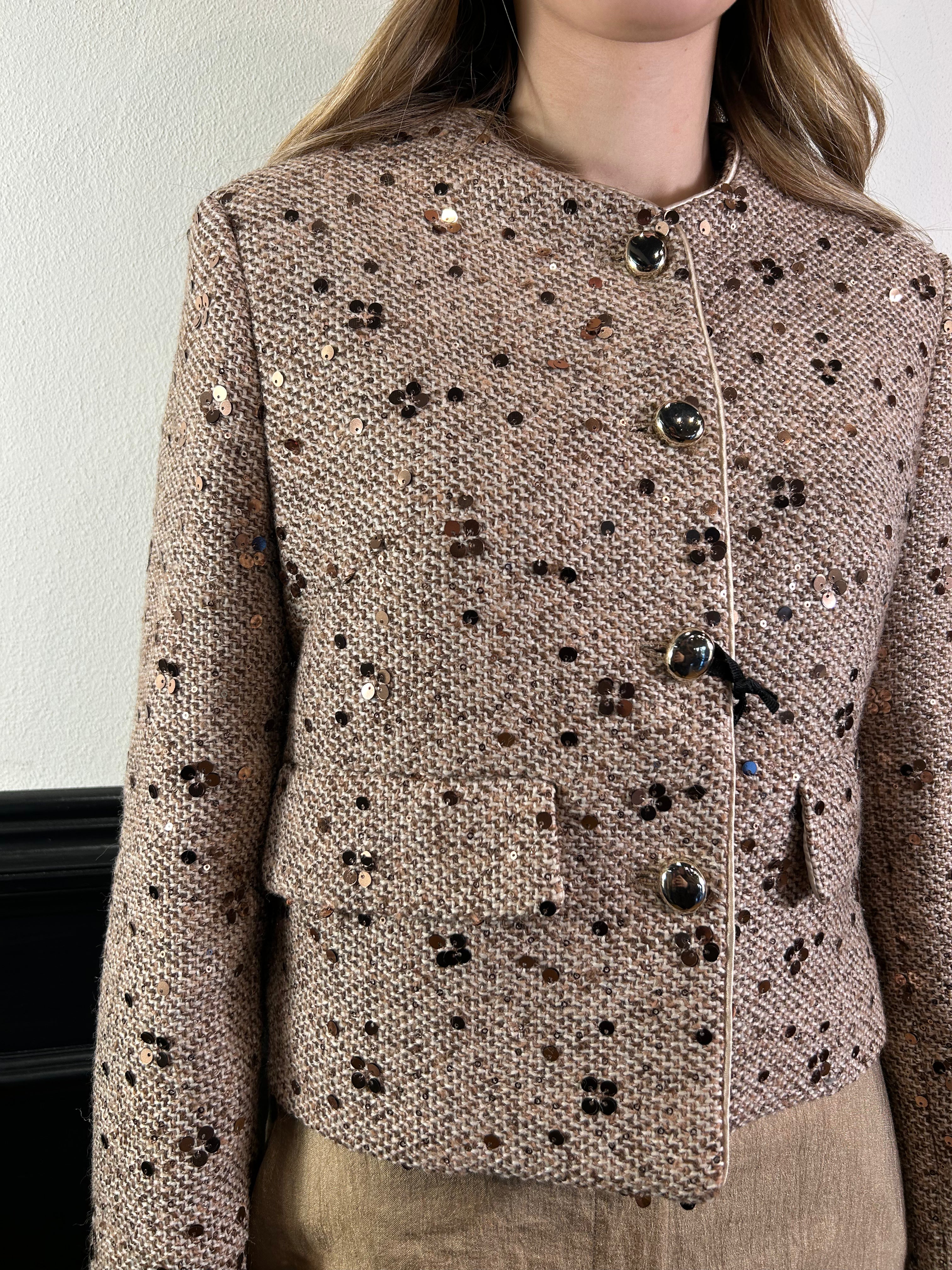 Cappotto corto con paillettes