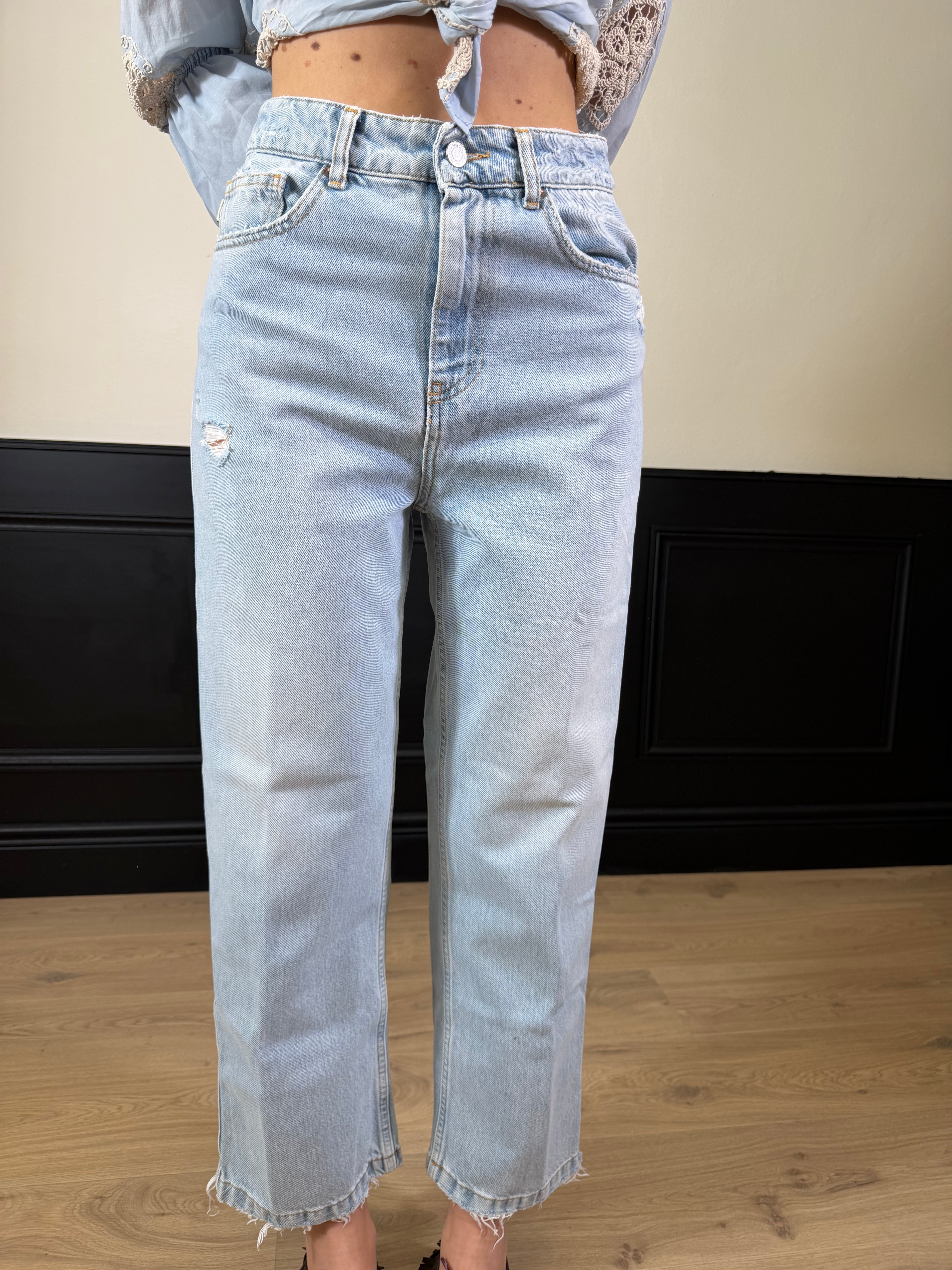 Jeans Kate con fondo rotture