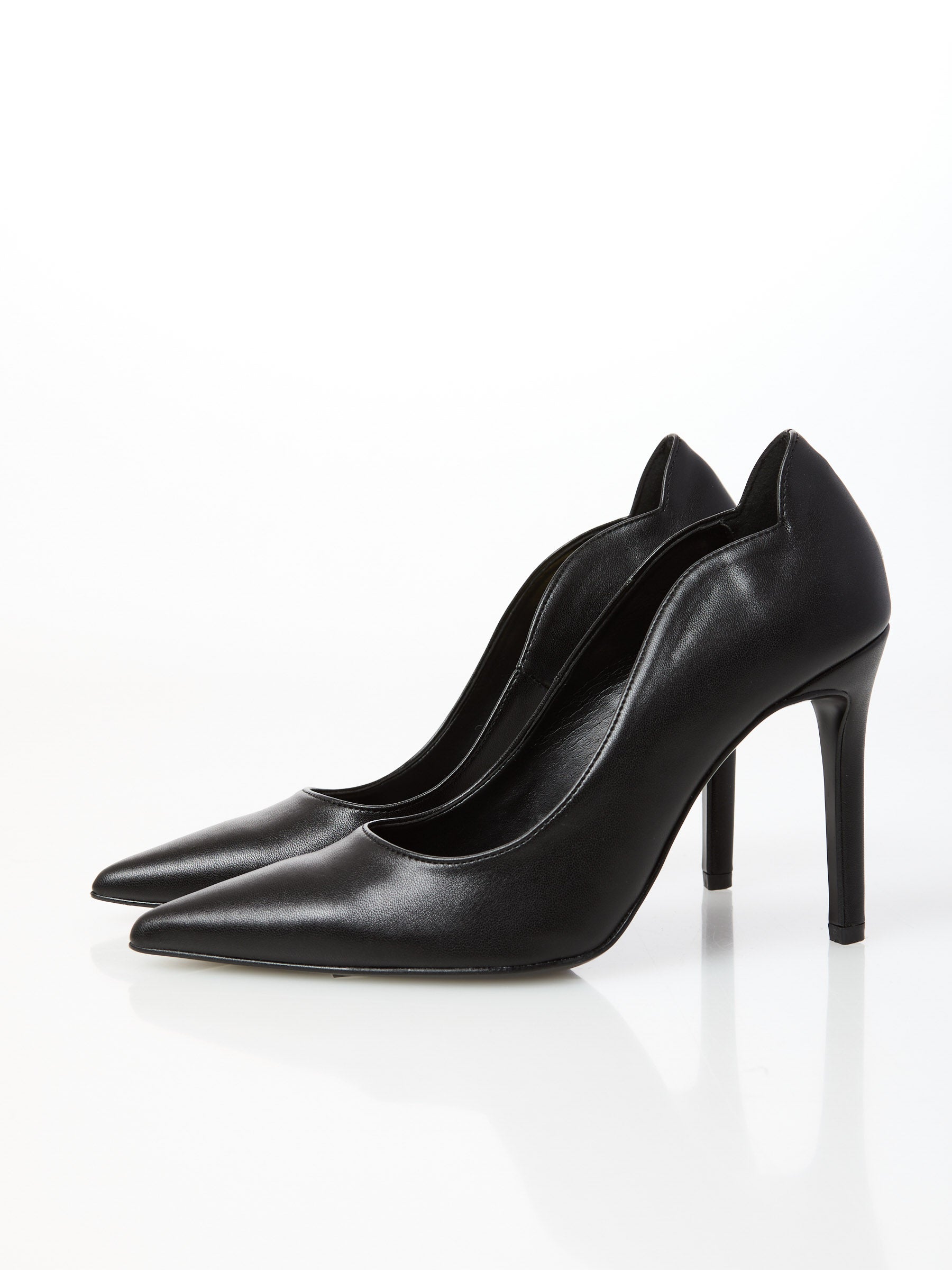 Décolleté in ecopelle