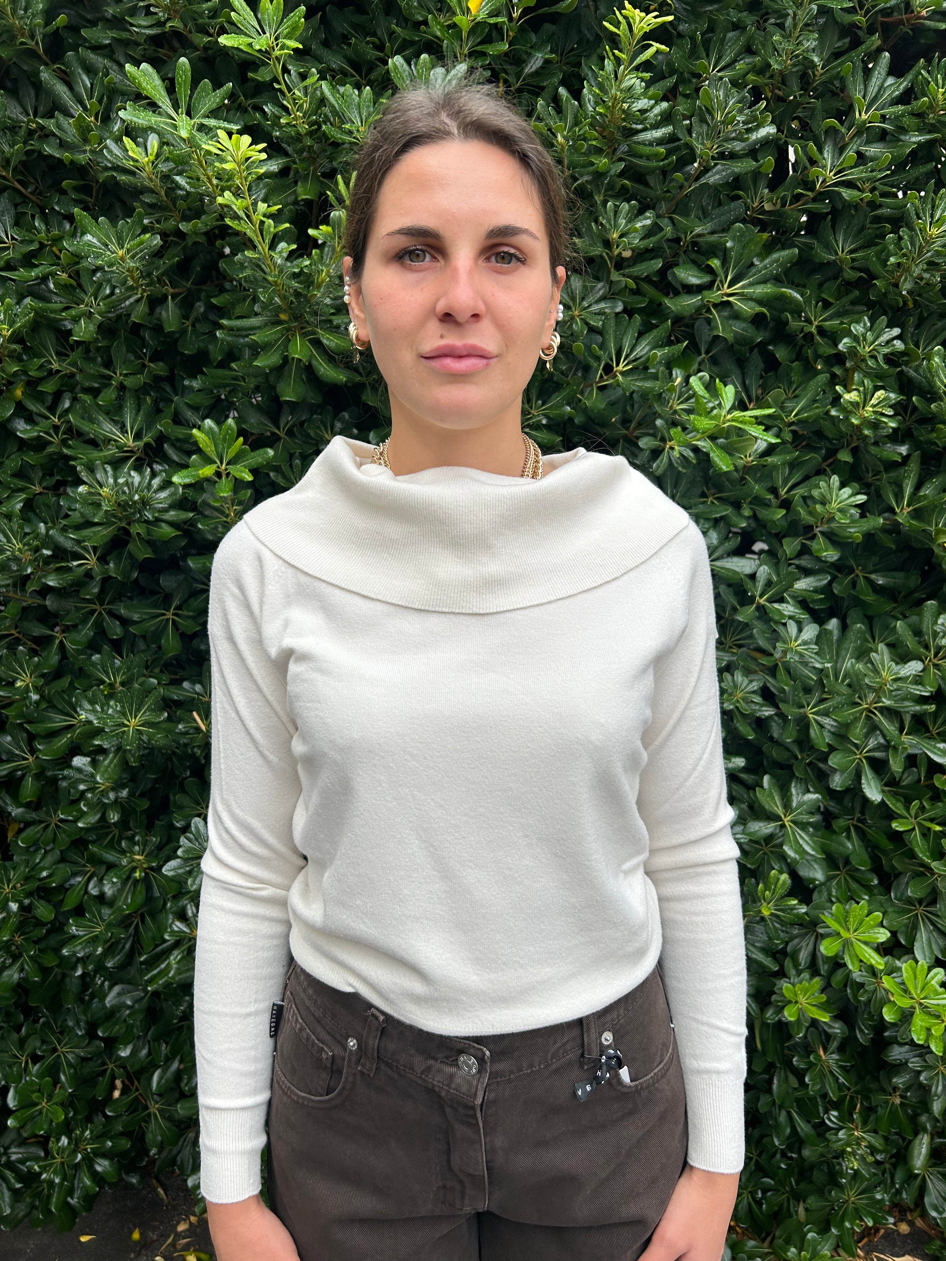 Maglia scollo a barca