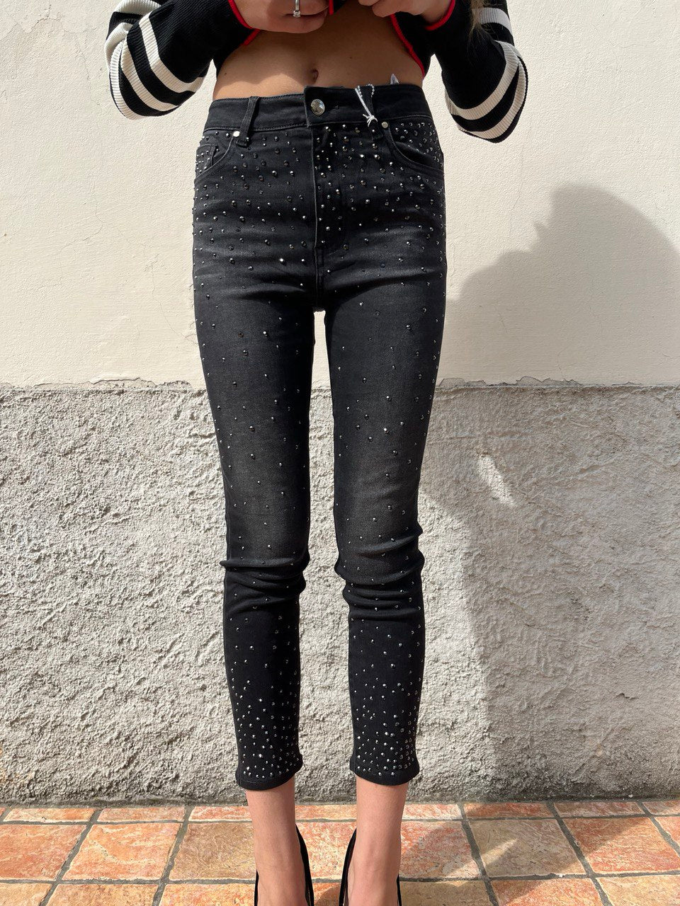 Jeans skinny nero con strass