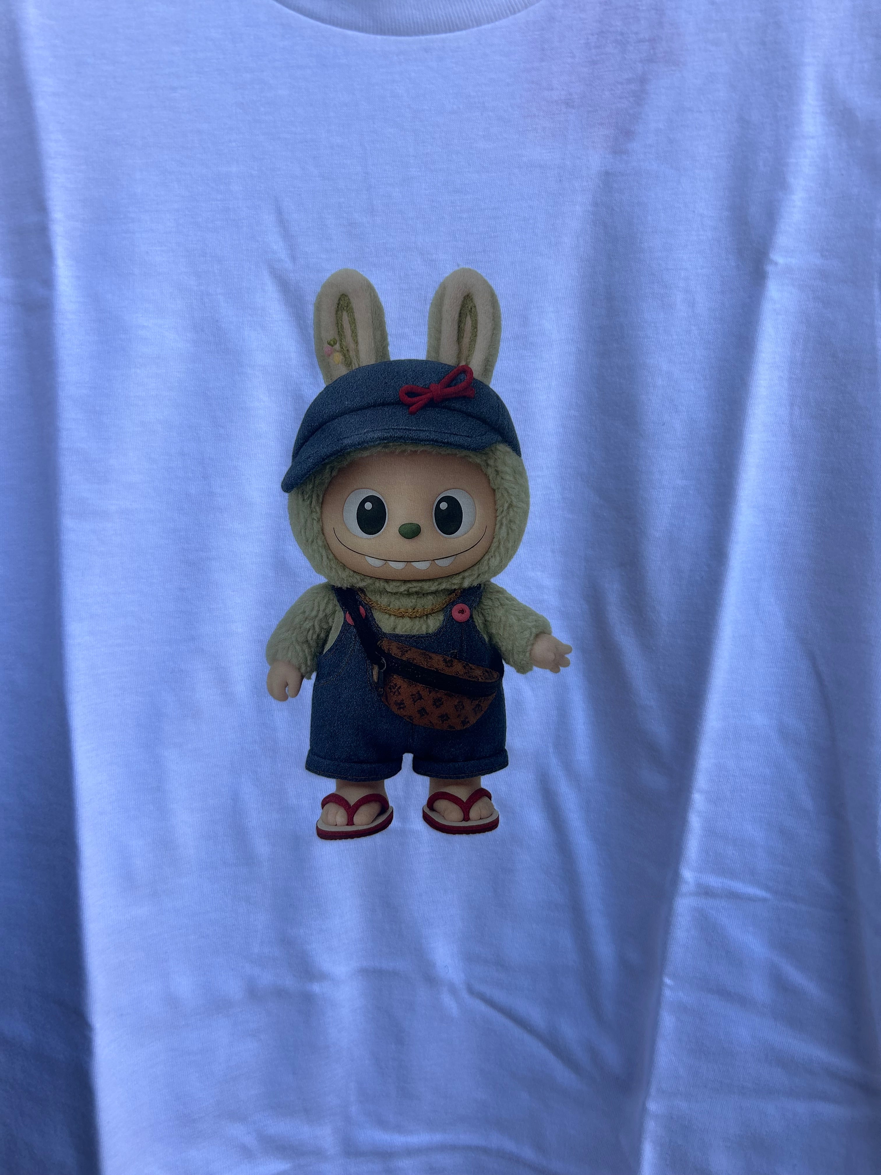 T-shirt labubu marsupio