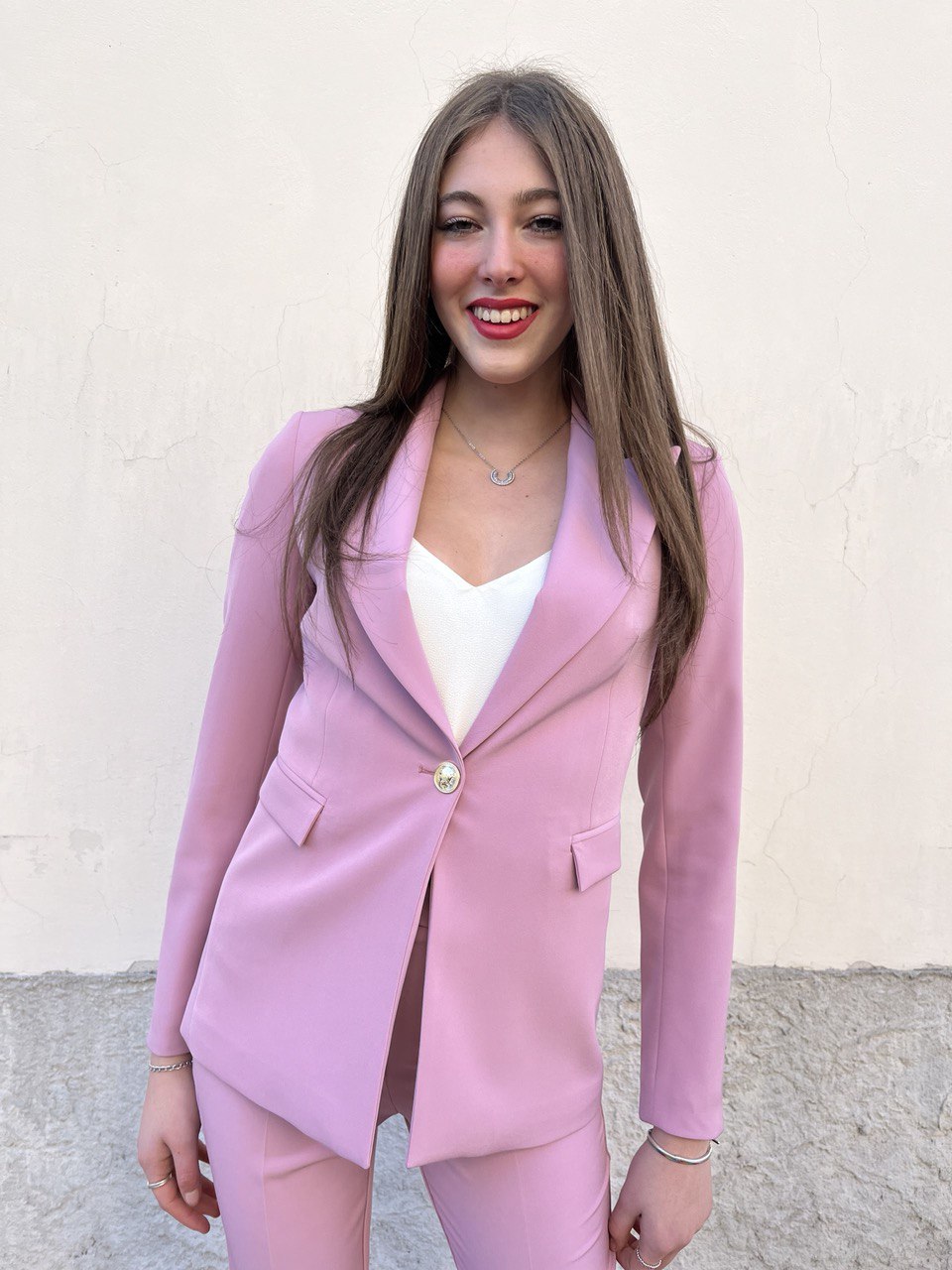 Tailleur con giacca dritta e pantalone flare