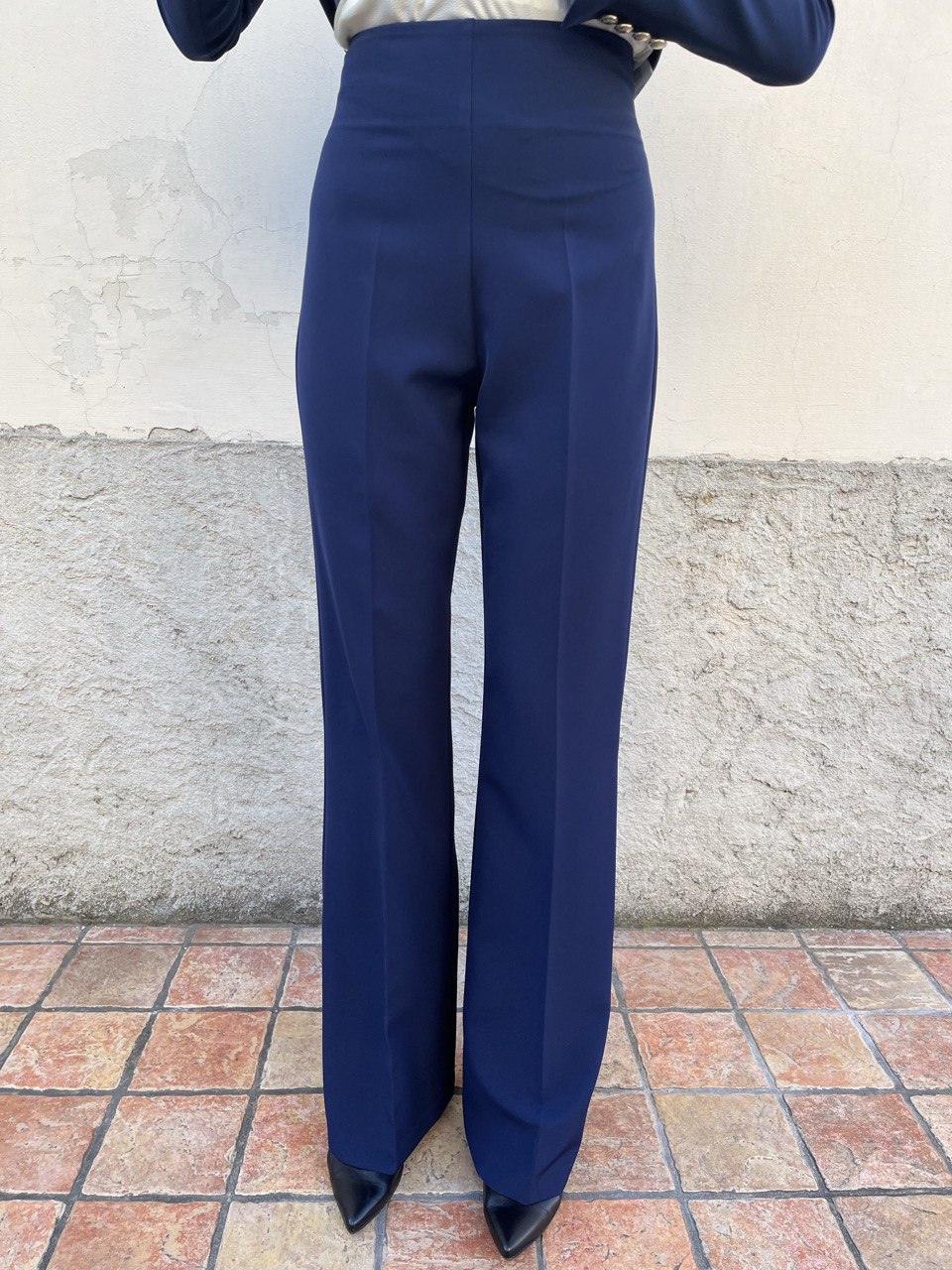 Tailleur con giacca balmain e pantalone palazzo