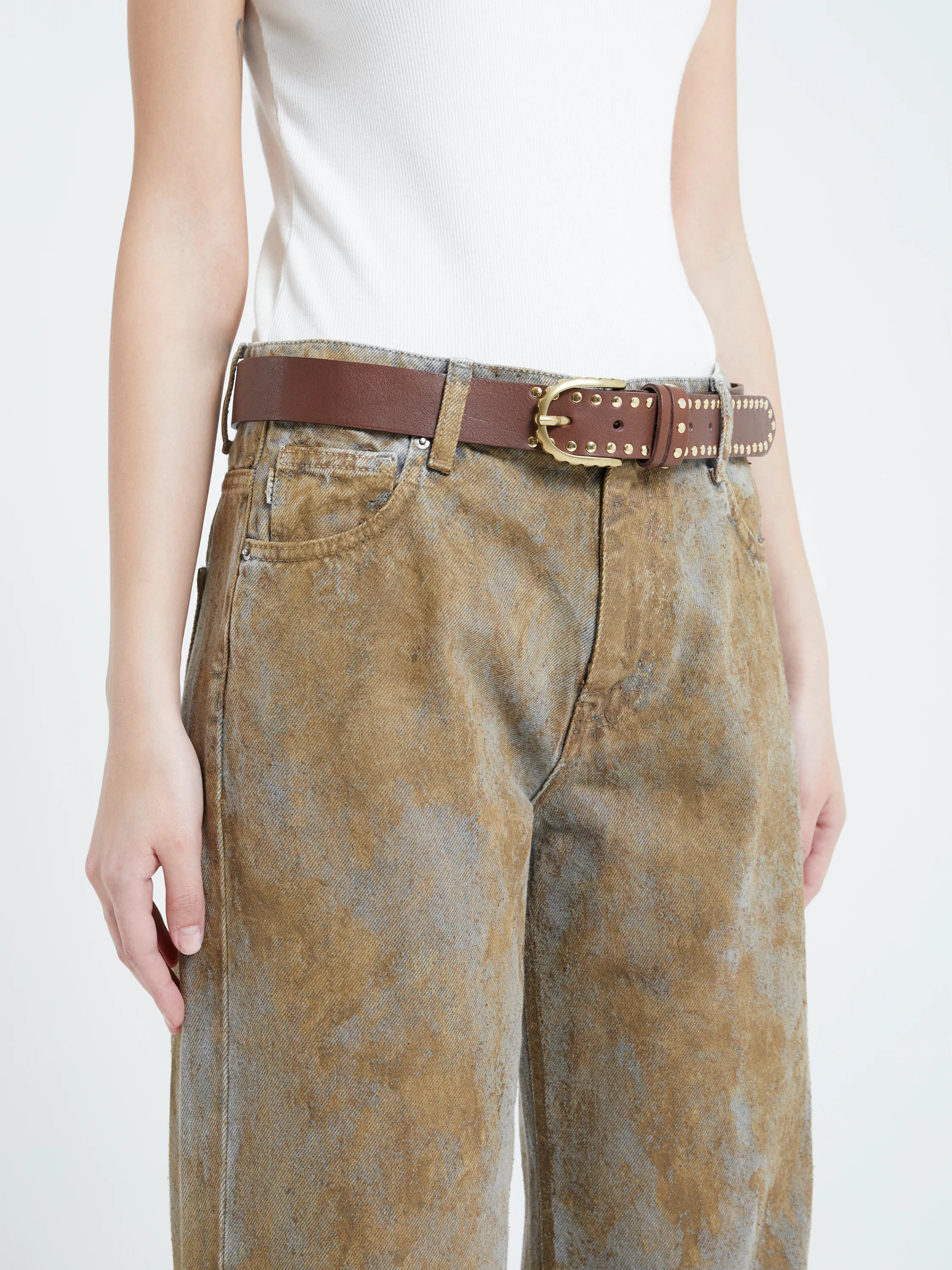 Cintura con borchie