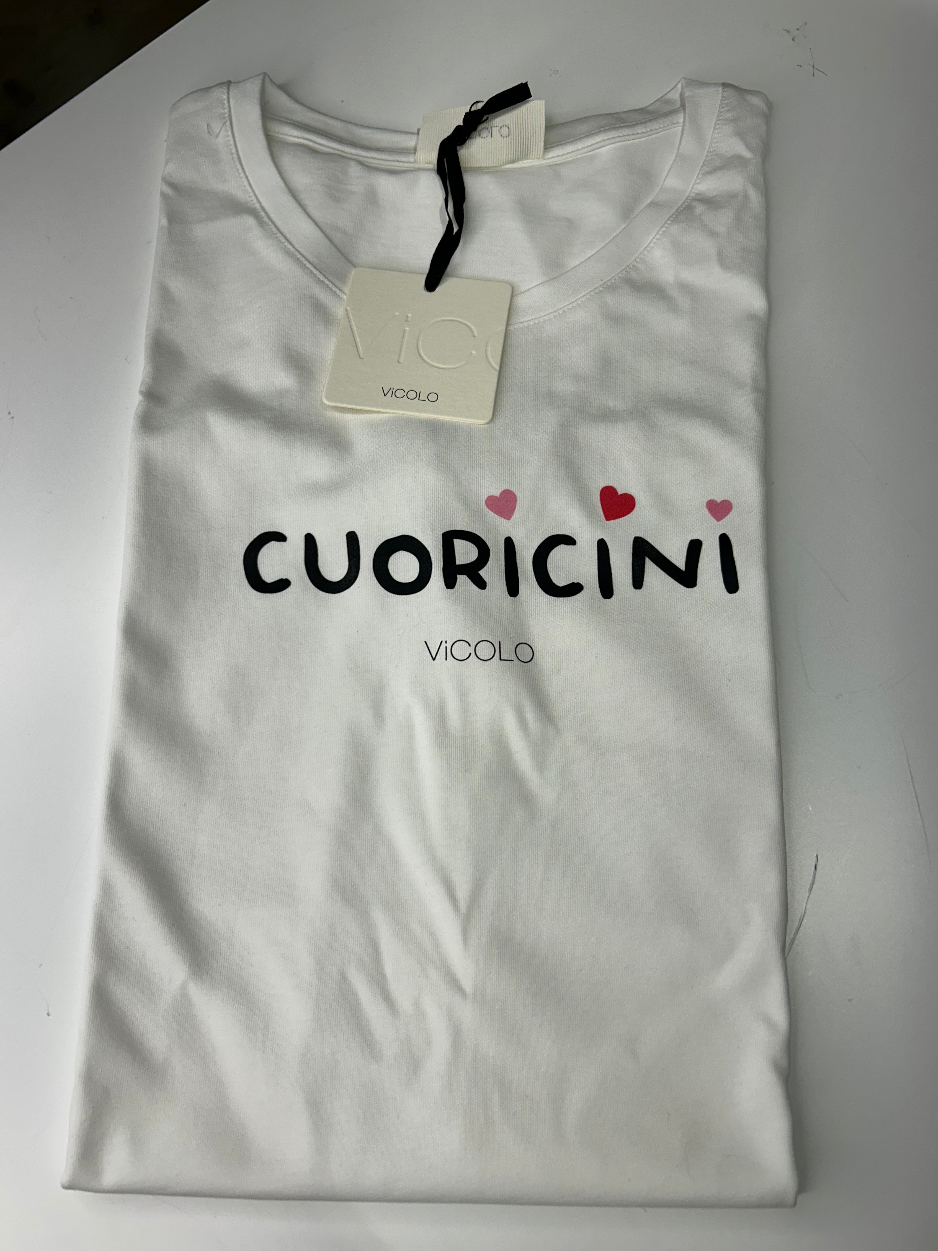 T-shirt stampa cuoricini