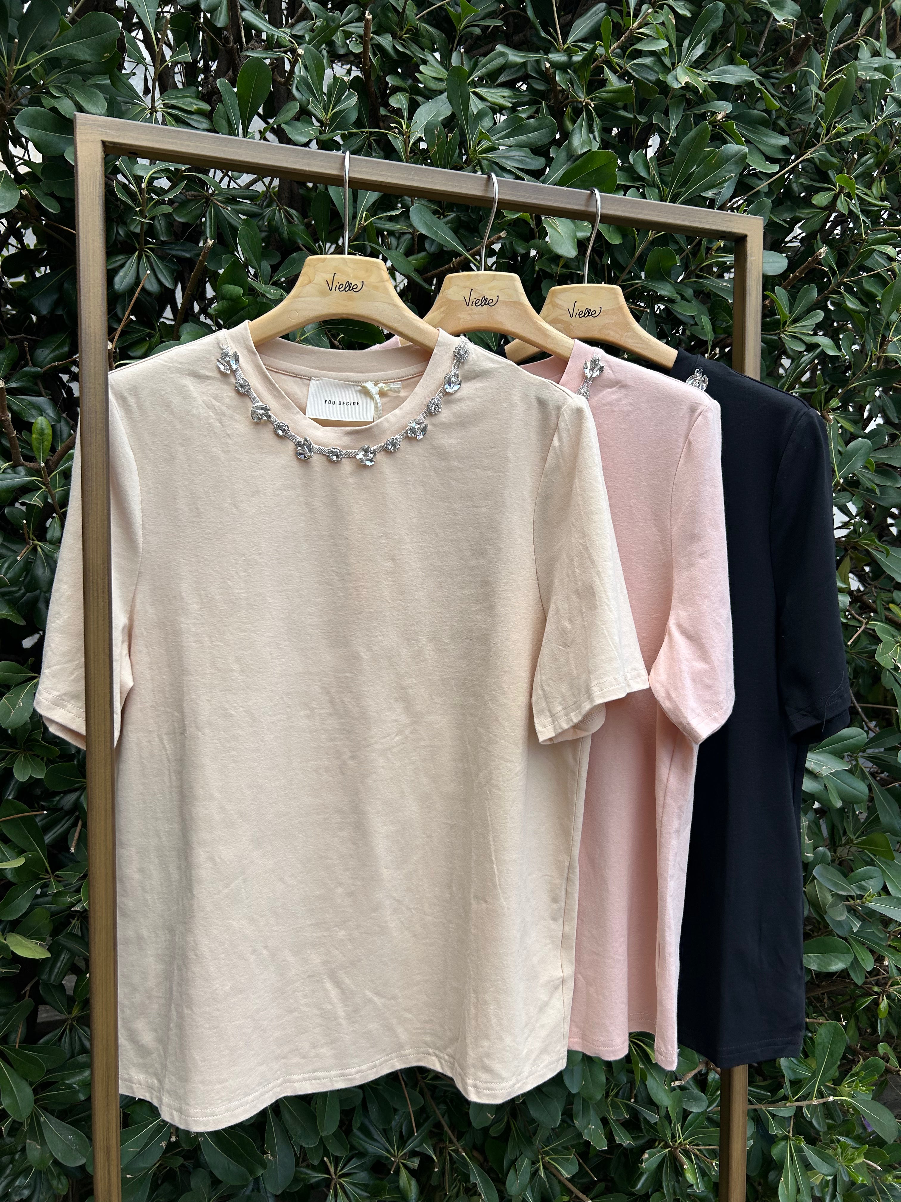 T-shirt collana strass
