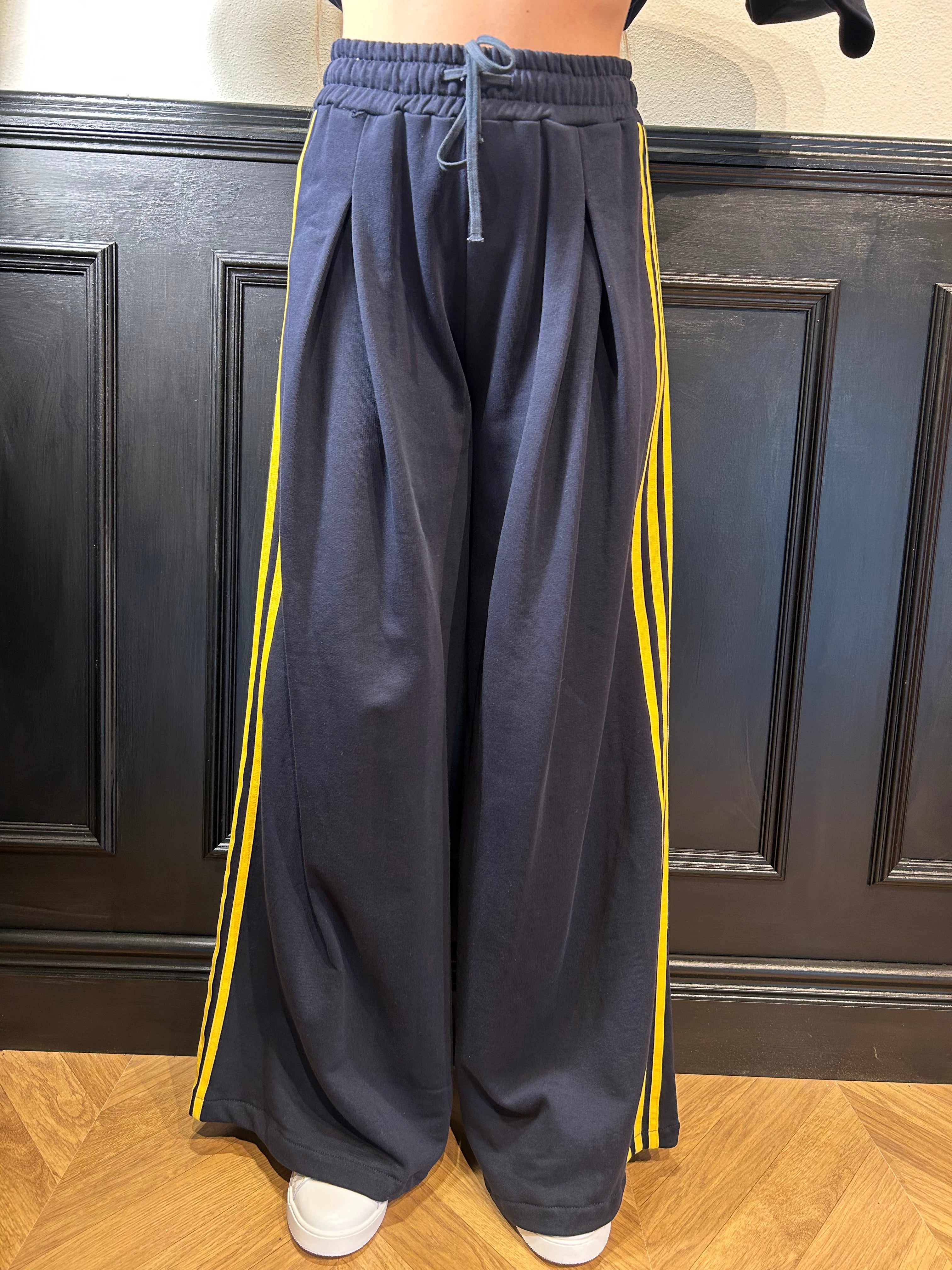 Completo "Adidas" blu