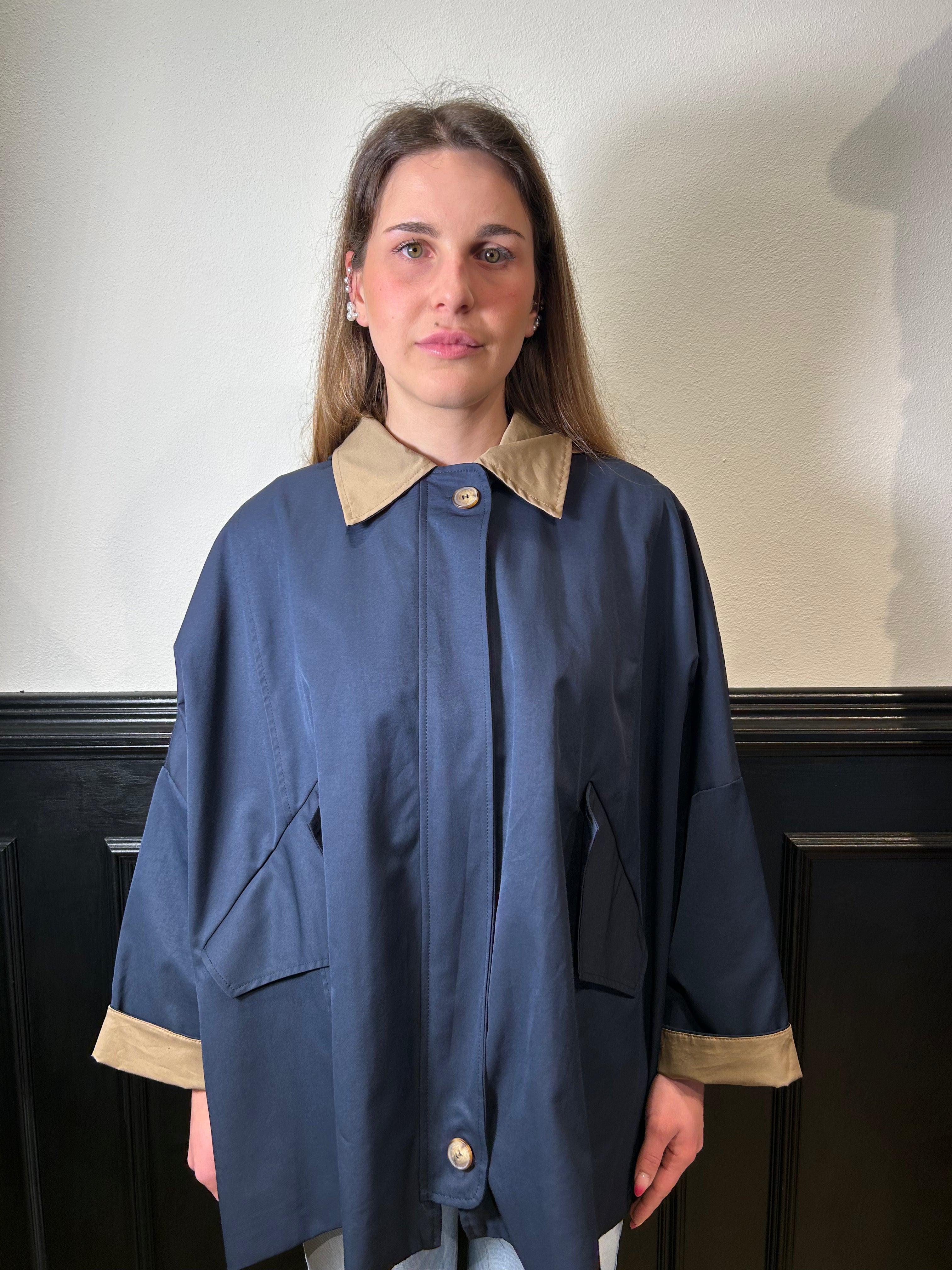 Trench ampio doppio colore