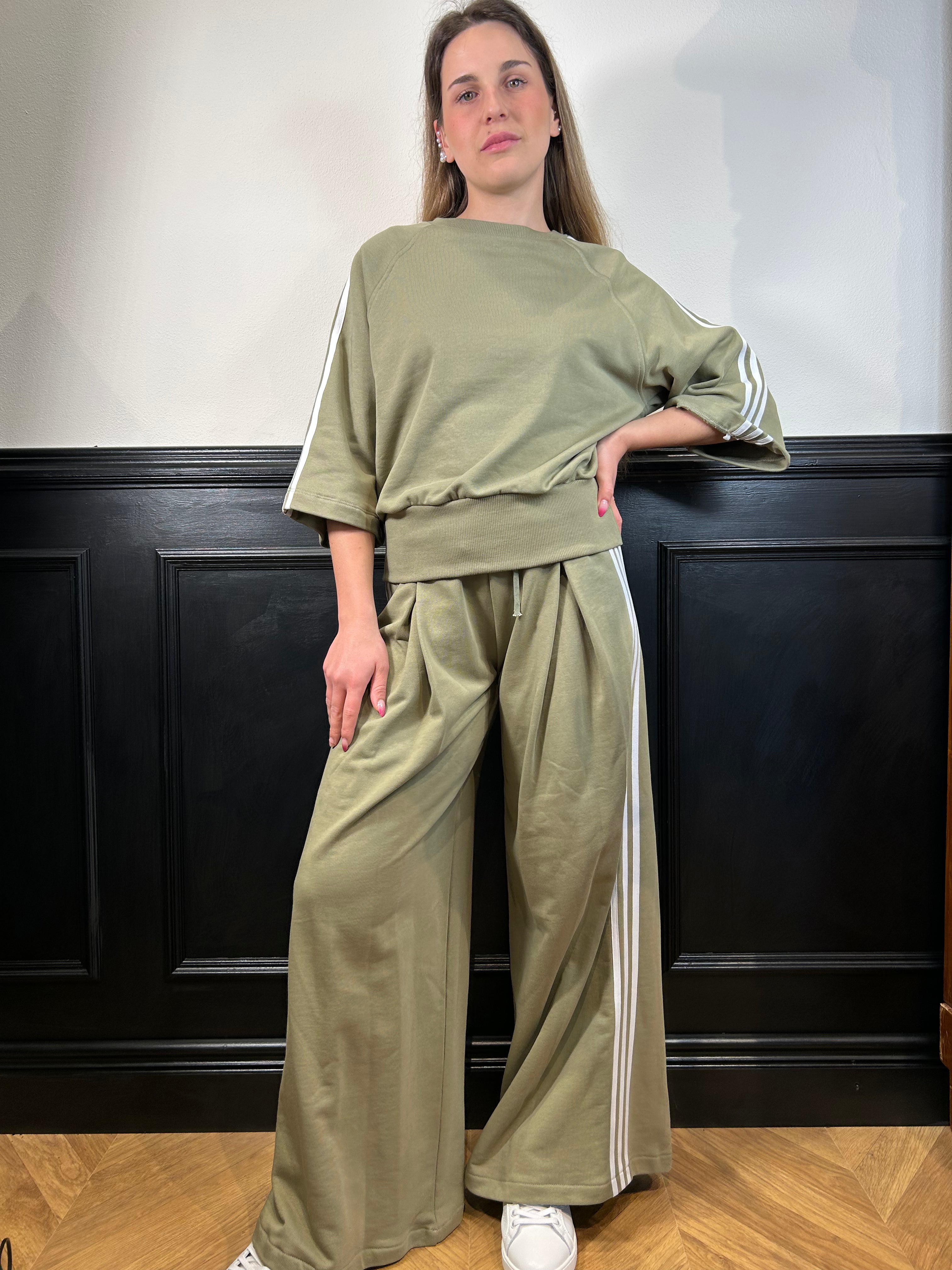 Completo "Adidas" verde militare